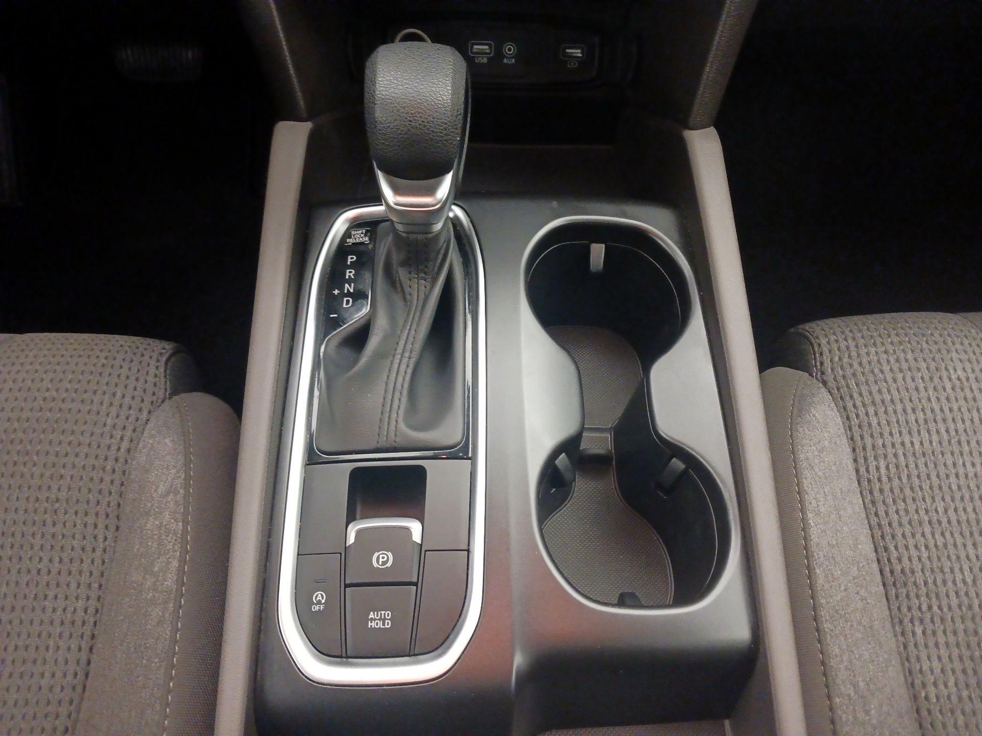 Thumbnail: 2019 Hyundai Santa Fe - 17