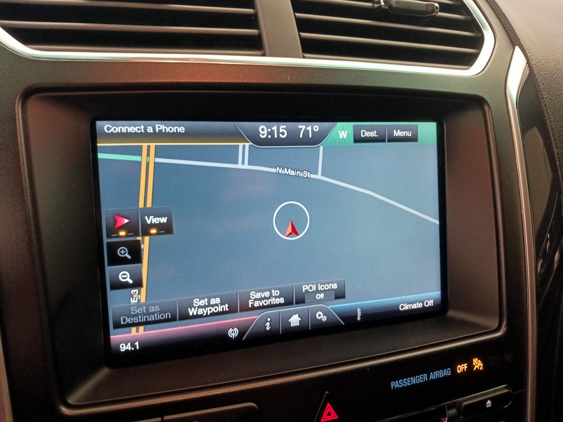 Thumbnail: 2016 Ford Explorer - 14