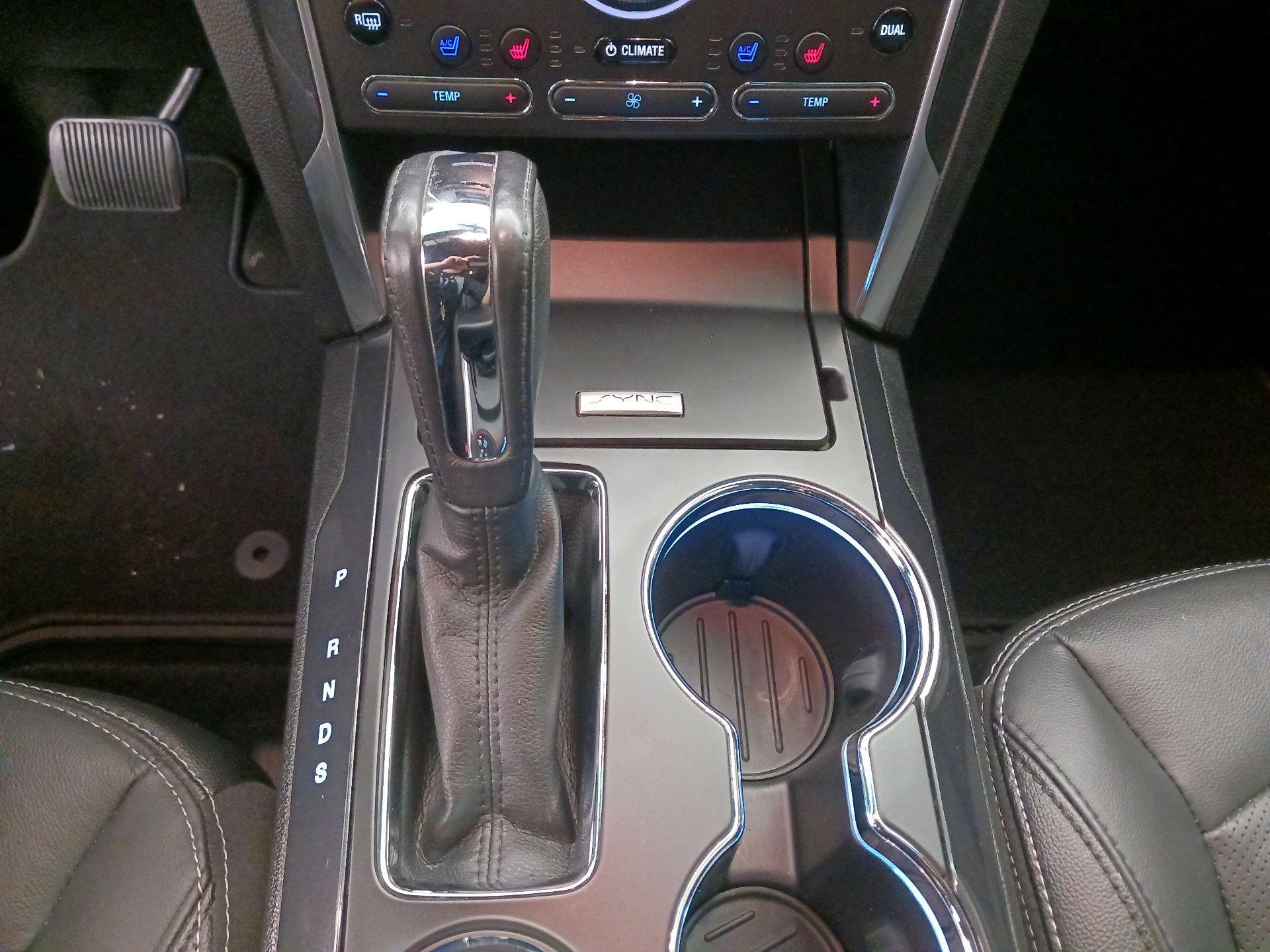 Thumbnail: 2016 Ford Explorer - 18