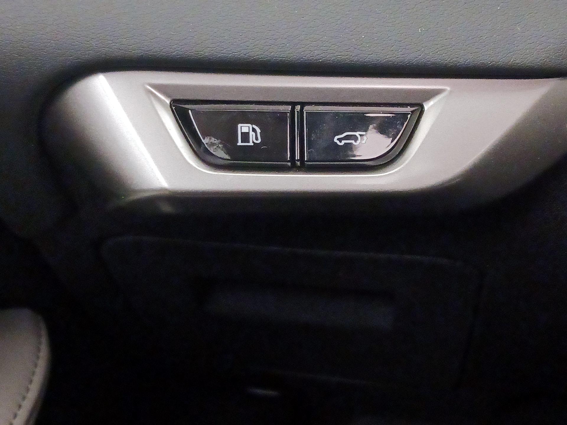 Thumbnail: 2024 Lexus RX - 13