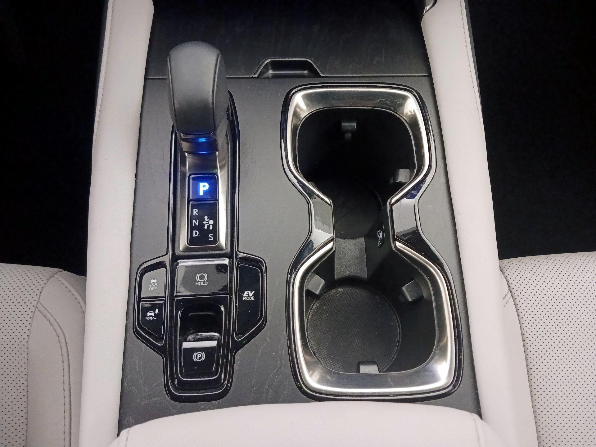 Thumbnail: 2024 Lexus RX - 17