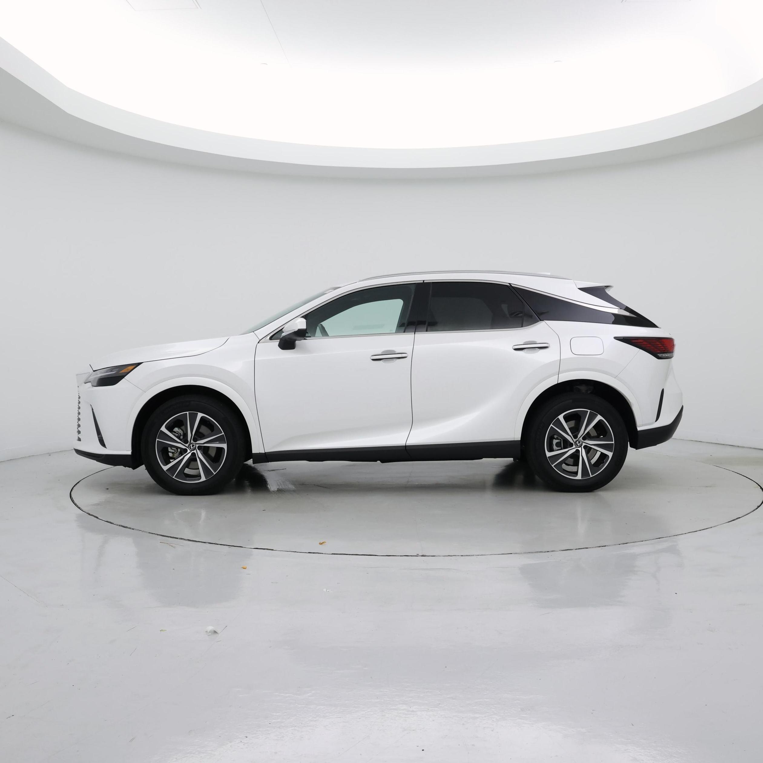 Thumbnail: 2024 Lexus RX - 3