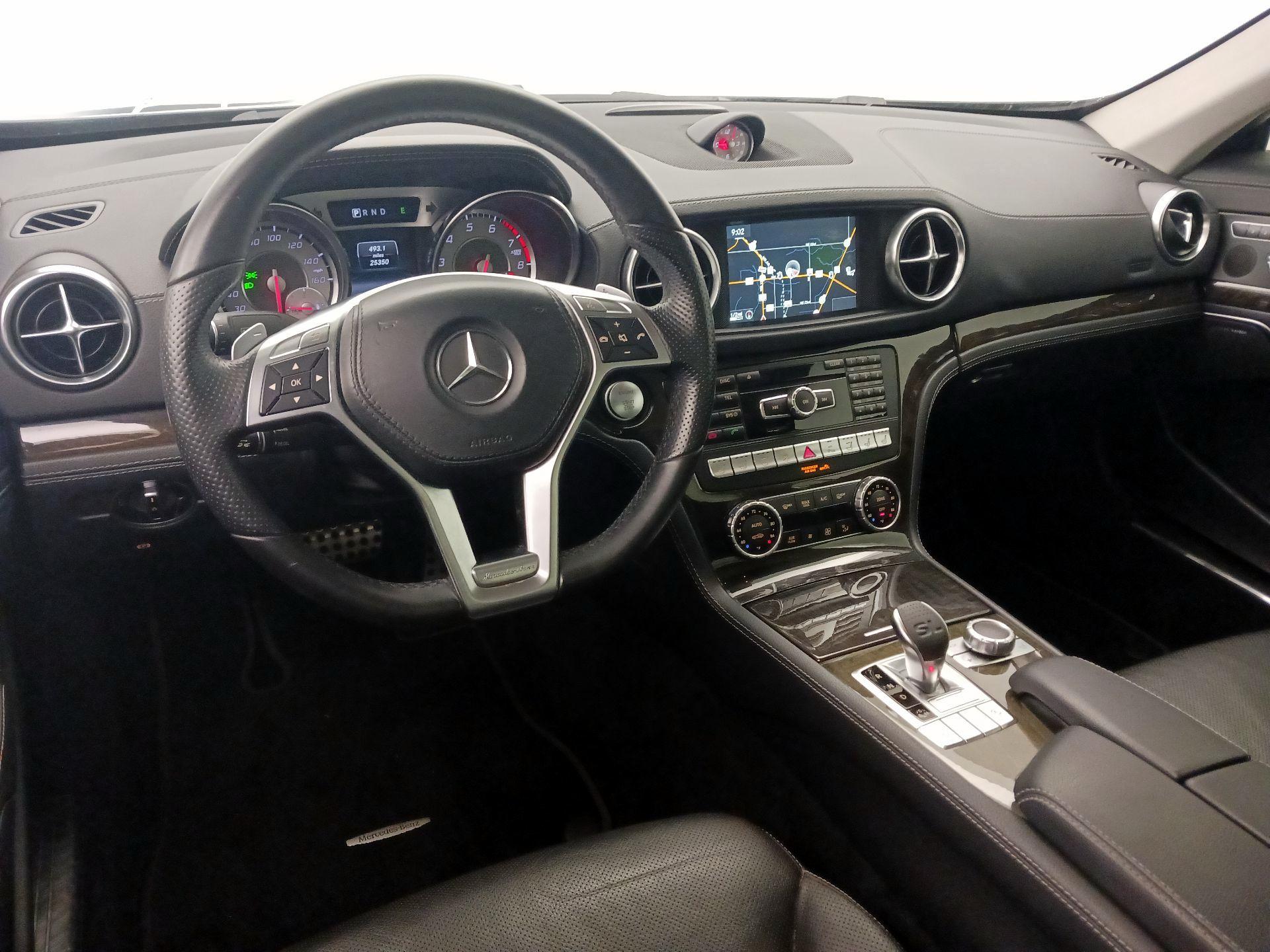 Thumbnail: 2015 Mercedes-Benz SL-Class - 9