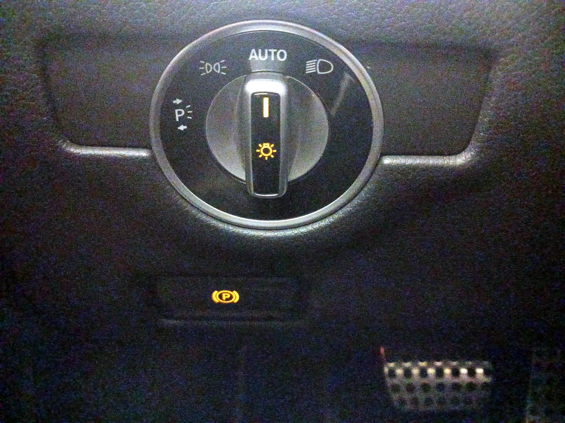 Thumbnail: 2015 Mercedes-Benz SL-Class - 13