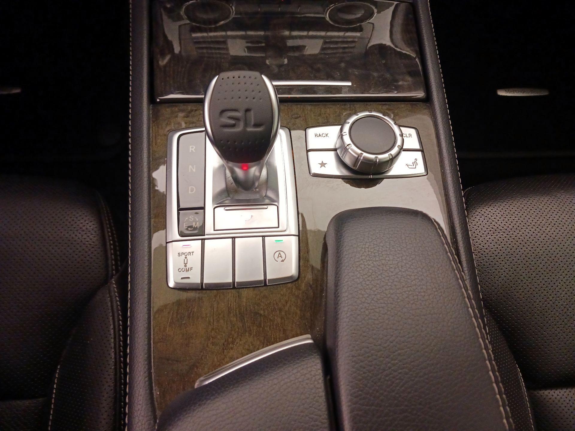 Thumbnail: 2015 Mercedes-Benz SL-Class - 18