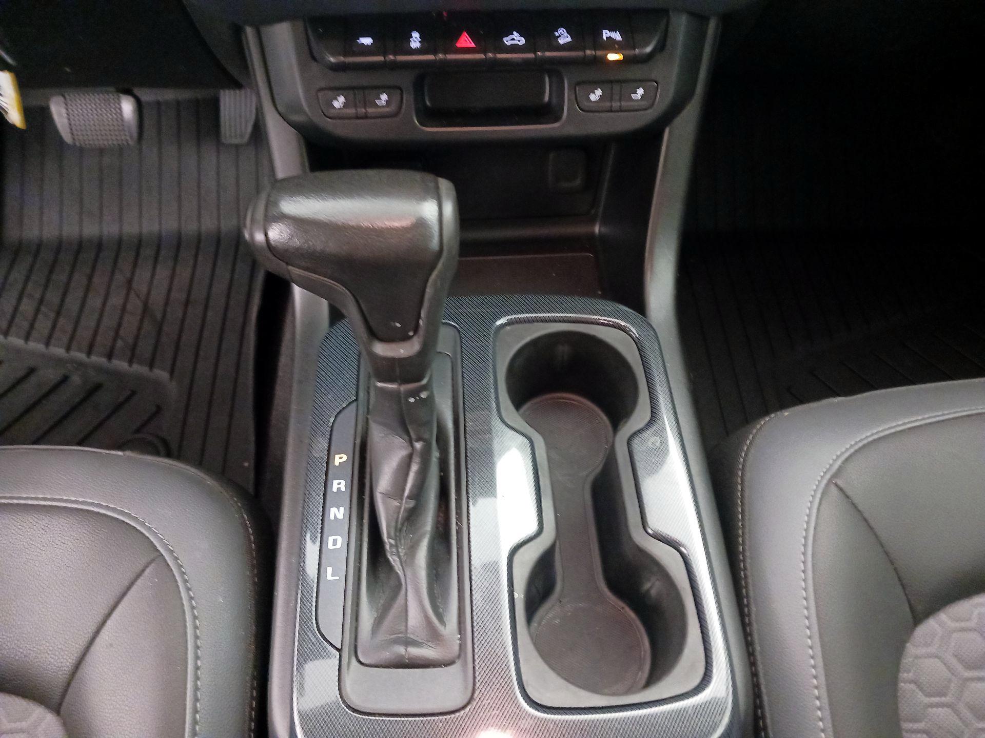 Thumbnail: 2019 Chevrolet Colorado - 17