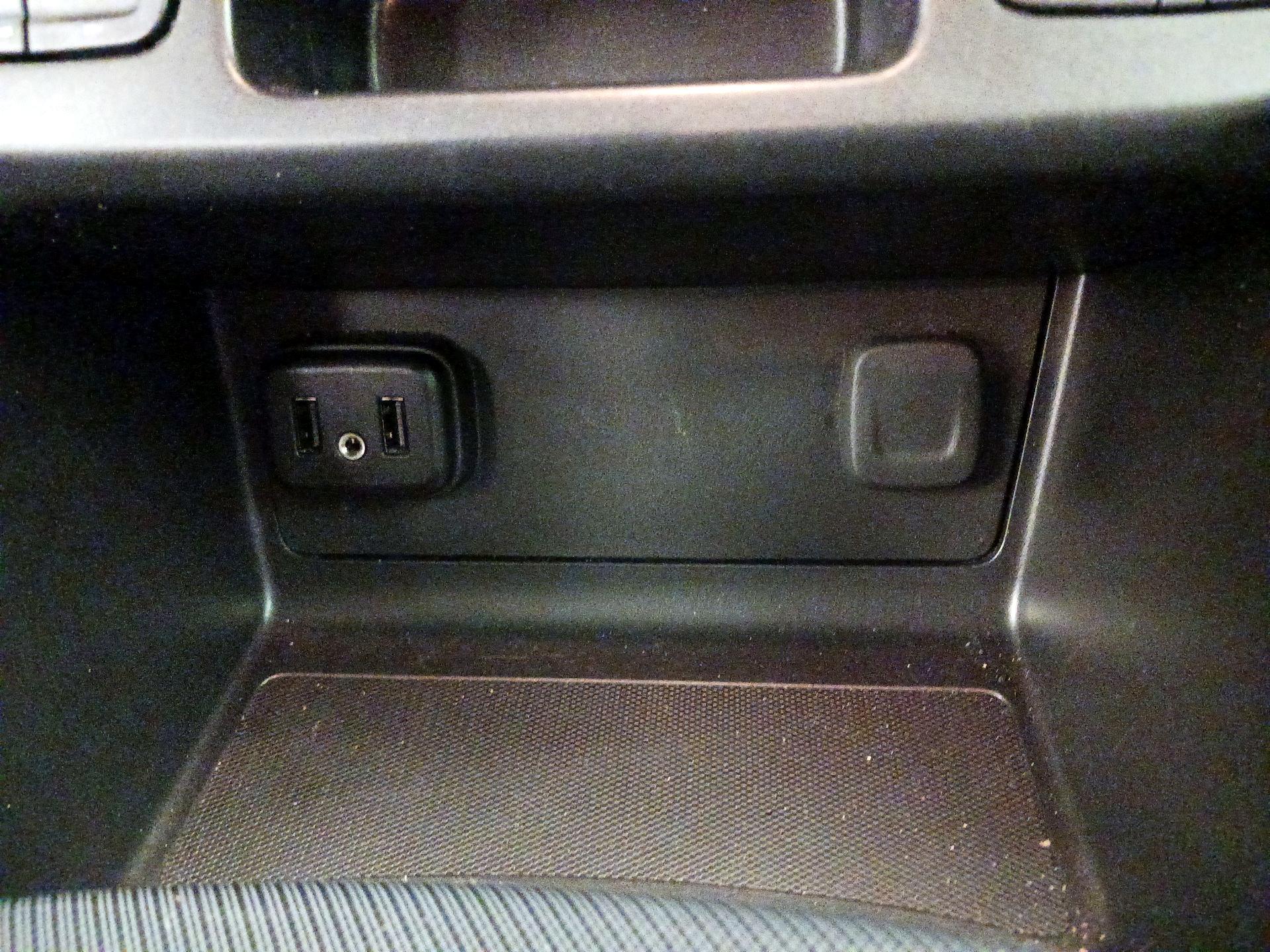 Thumbnail: 2019 Chevrolet Colorado - 18