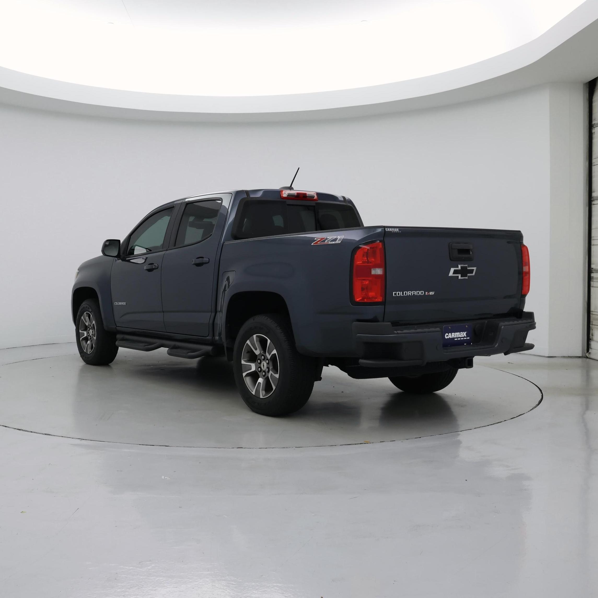 Thumbnail: 2019 Chevrolet Colorado - 2