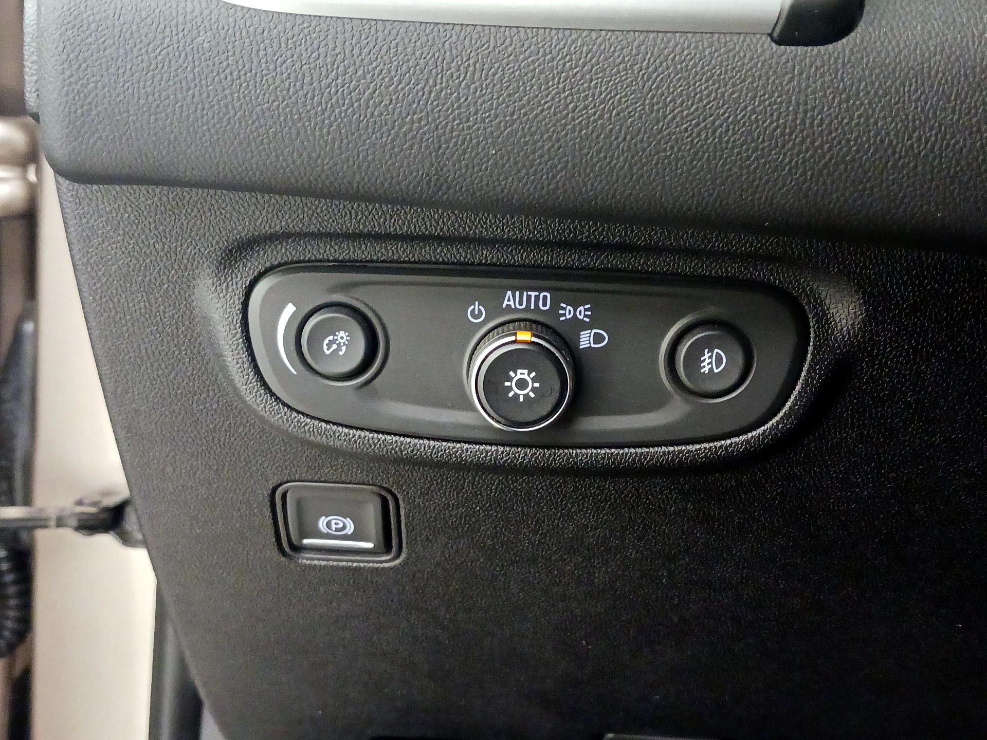 Thumbnail: 2018 GMC Terrain - 13