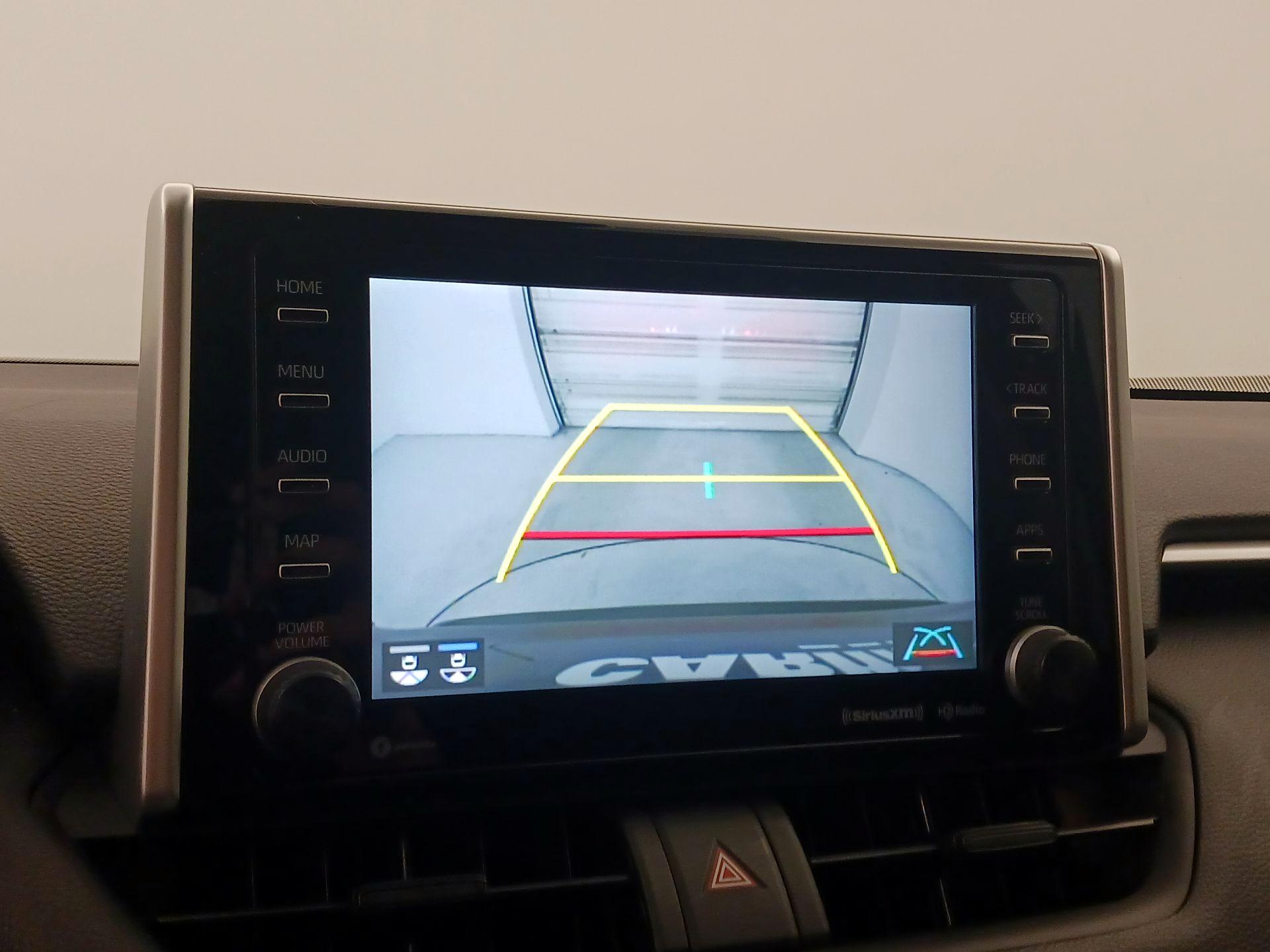 Thumbnail: 2021 Toyota RAV4 - 14