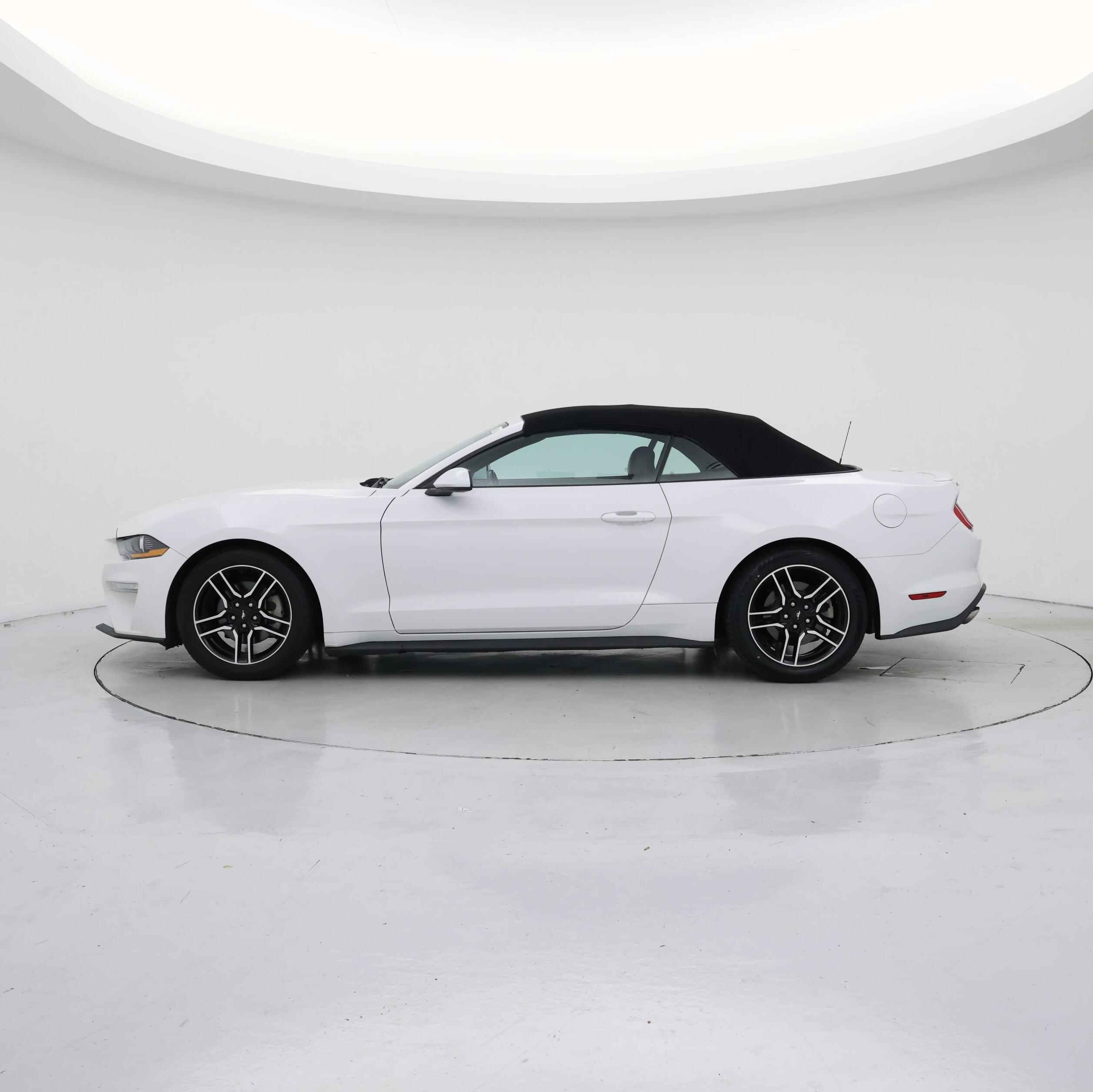 Thumbnail: 2021 Ford Mustang - 3