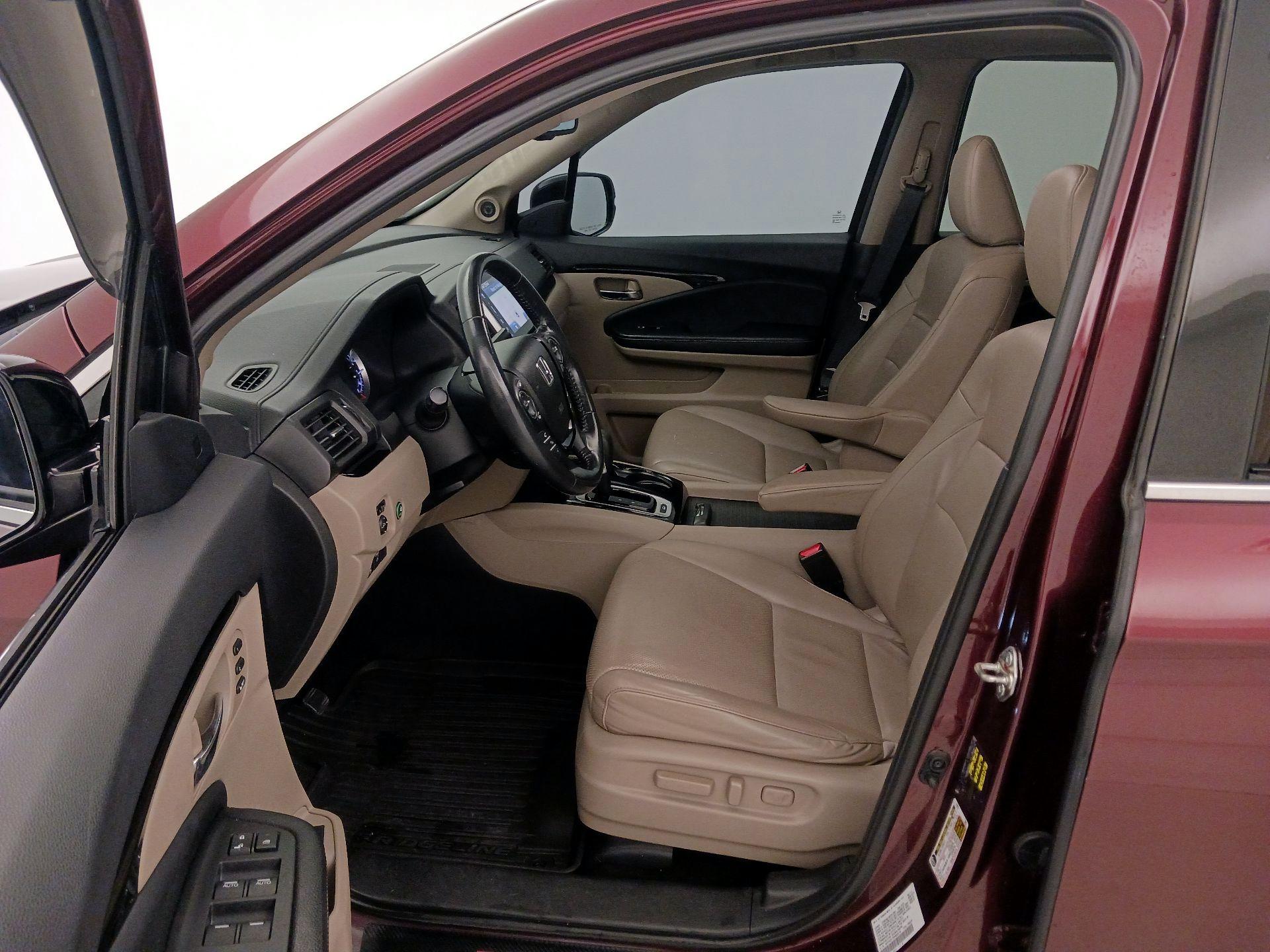 Thumbnail: 2017 Honda Ridgeline - 11