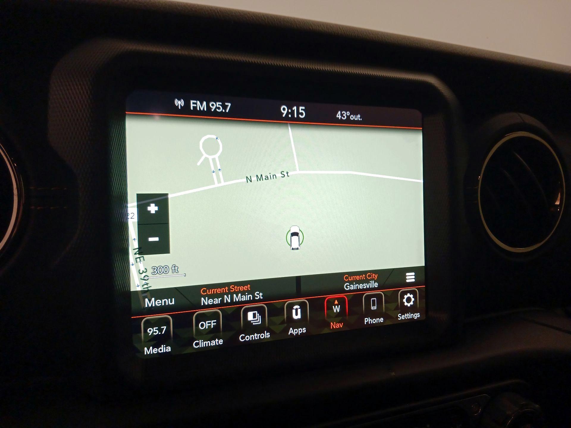 Thumbnail: 2022 Jeep Gladiator - 14