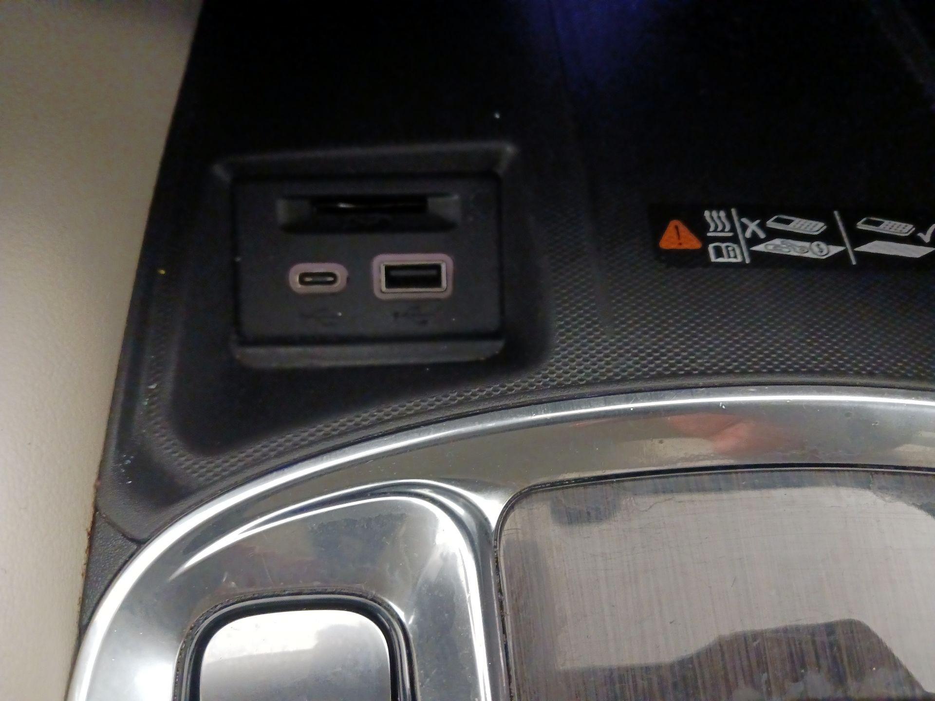 Thumbnail: 2023 Buick Enclave - 18