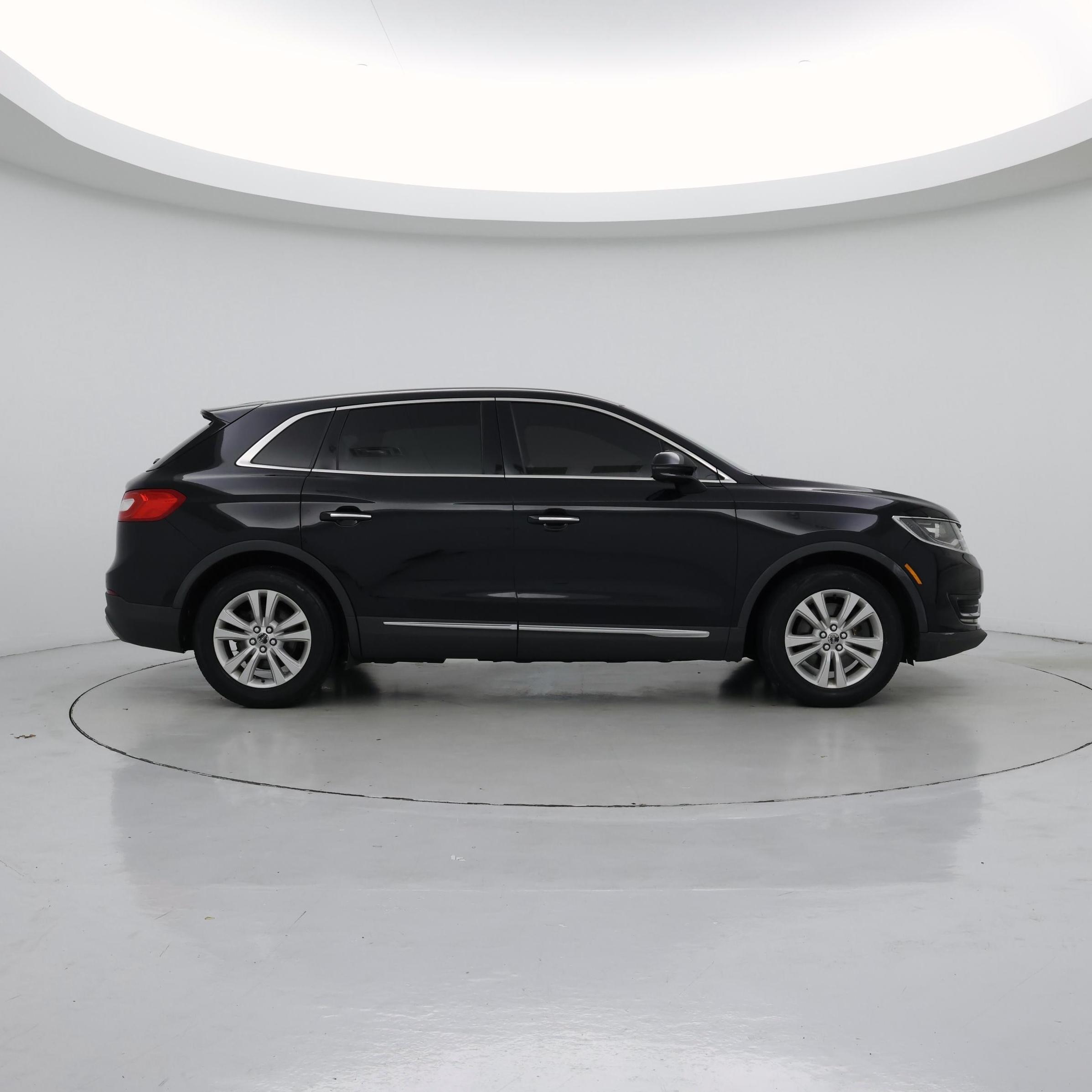 Thumbnail: 2016 Lincoln MKX - 7
