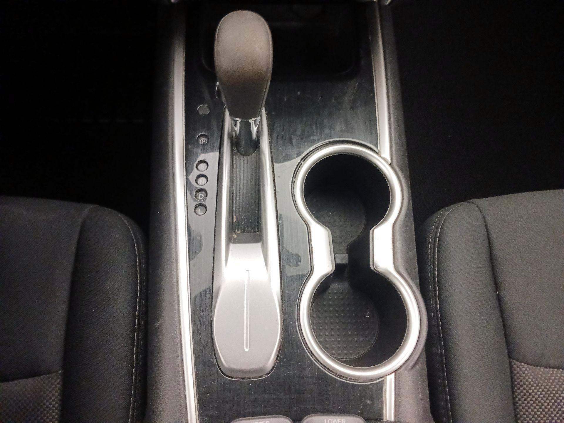 Thumbnail: 2017 Nissan Pathfinder - 17