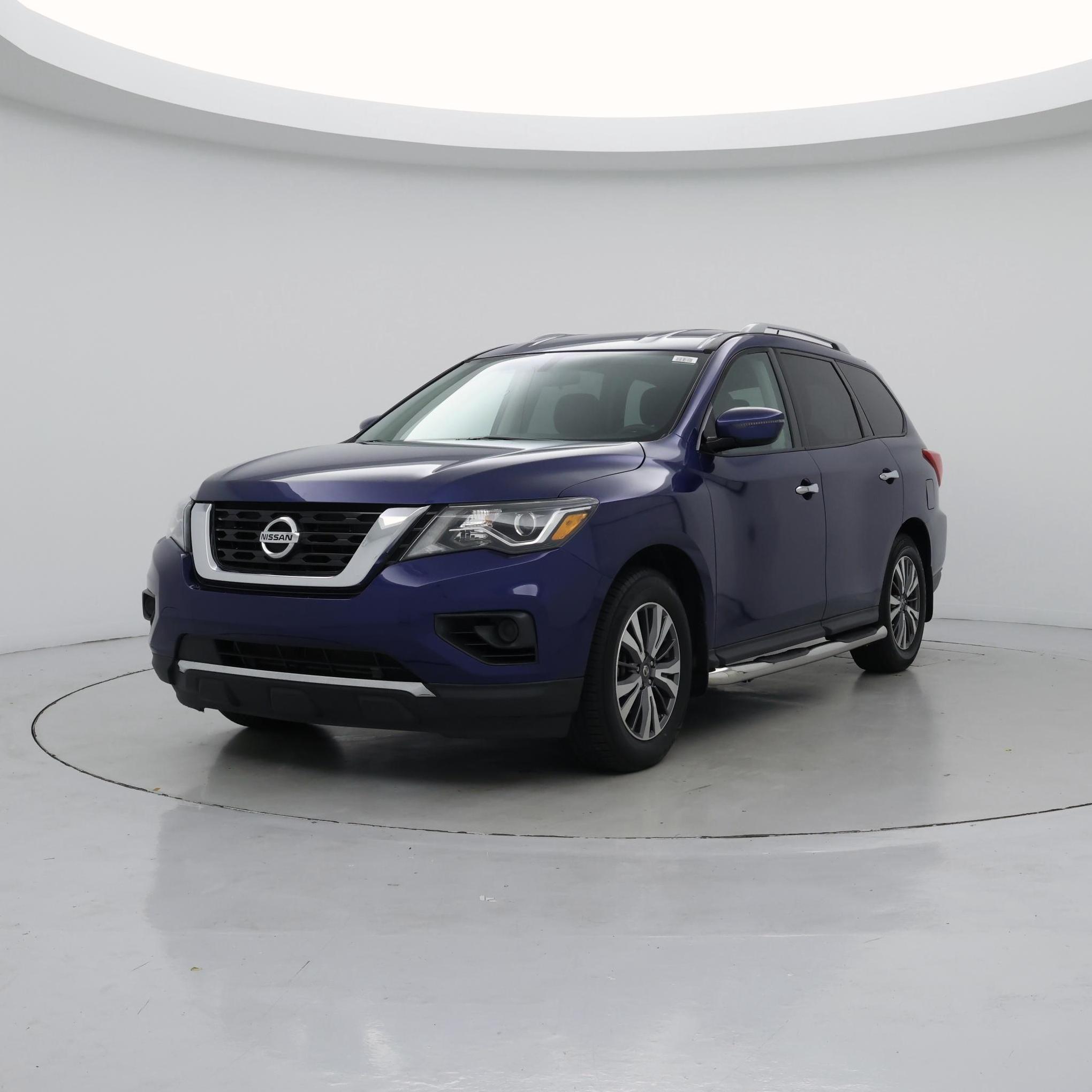 Thumbnail: 2017 Nissan Pathfinder - 4