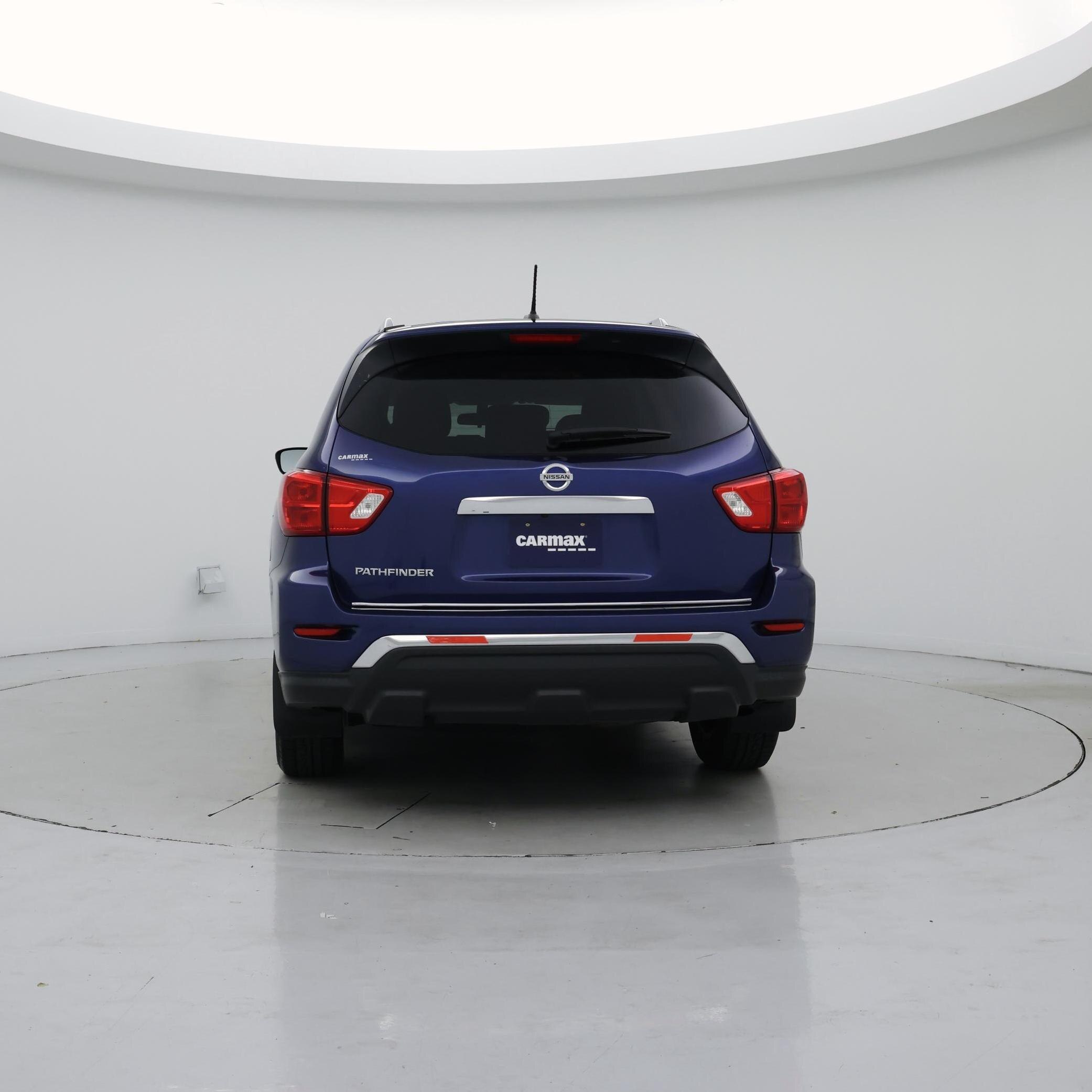 Thumbnail: 2017 Nissan Pathfinder - 6