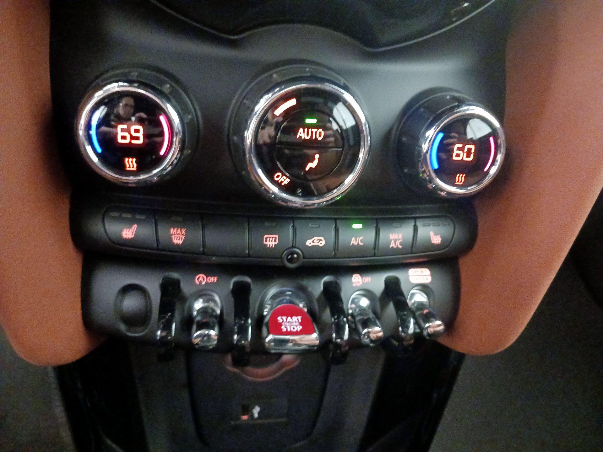 Thumbnail: 2021 MINI Cooper - 17