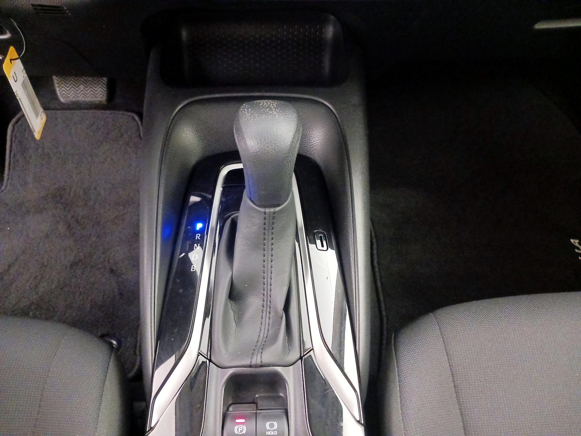 Thumbnail: 2022 Toyota Corolla - 17