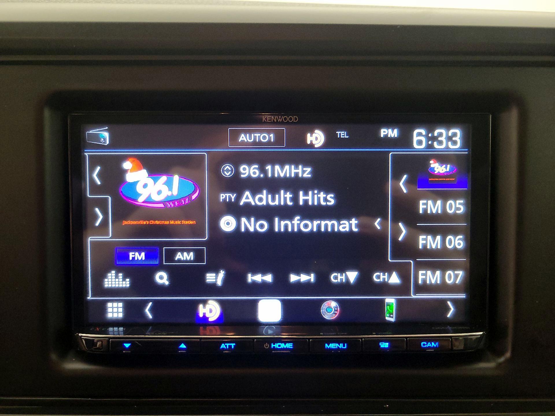 Thumbnail: 2020 Toyota Tacoma - 15