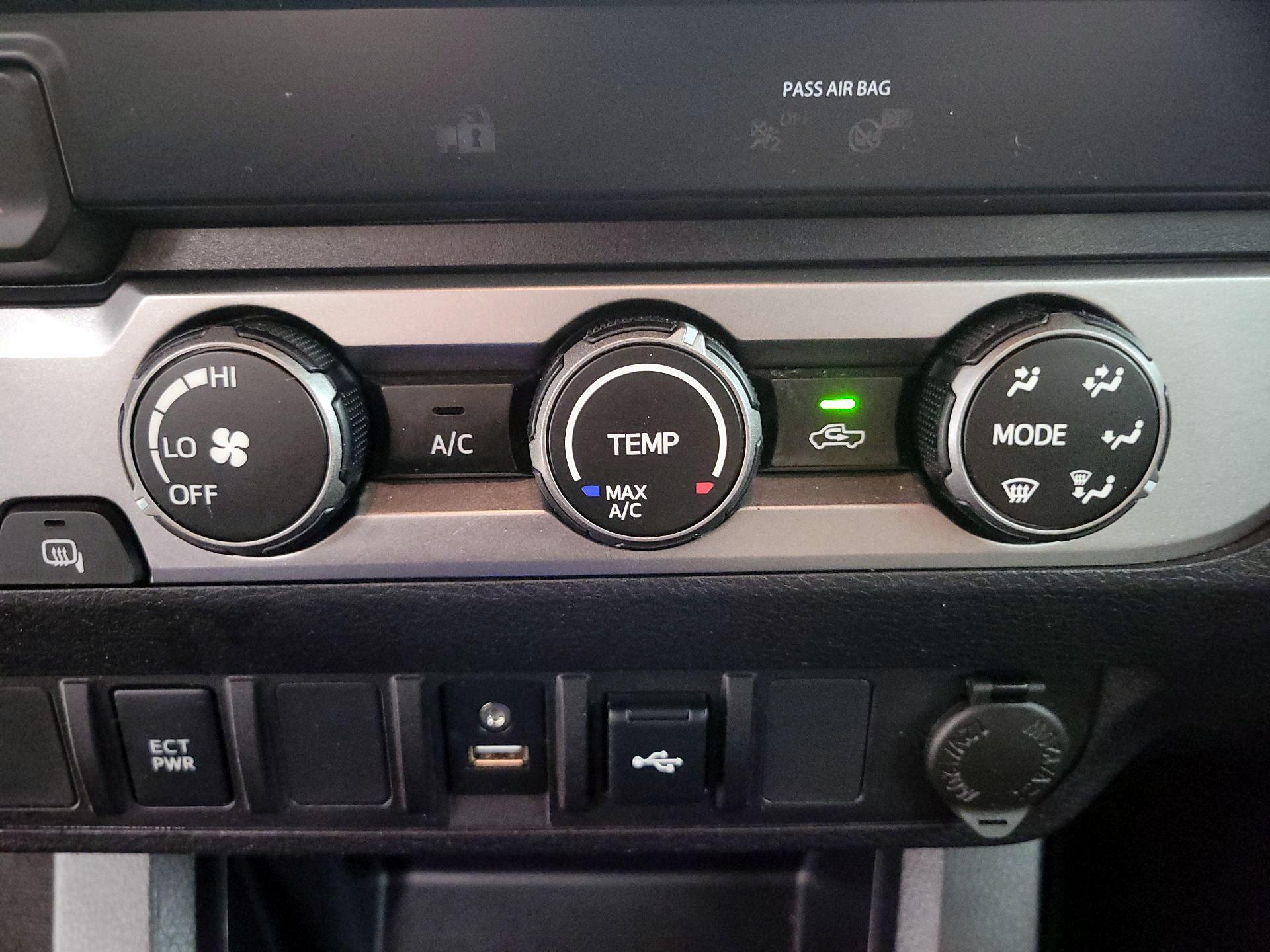 Thumbnail: 2020 Toyota Tacoma - 16