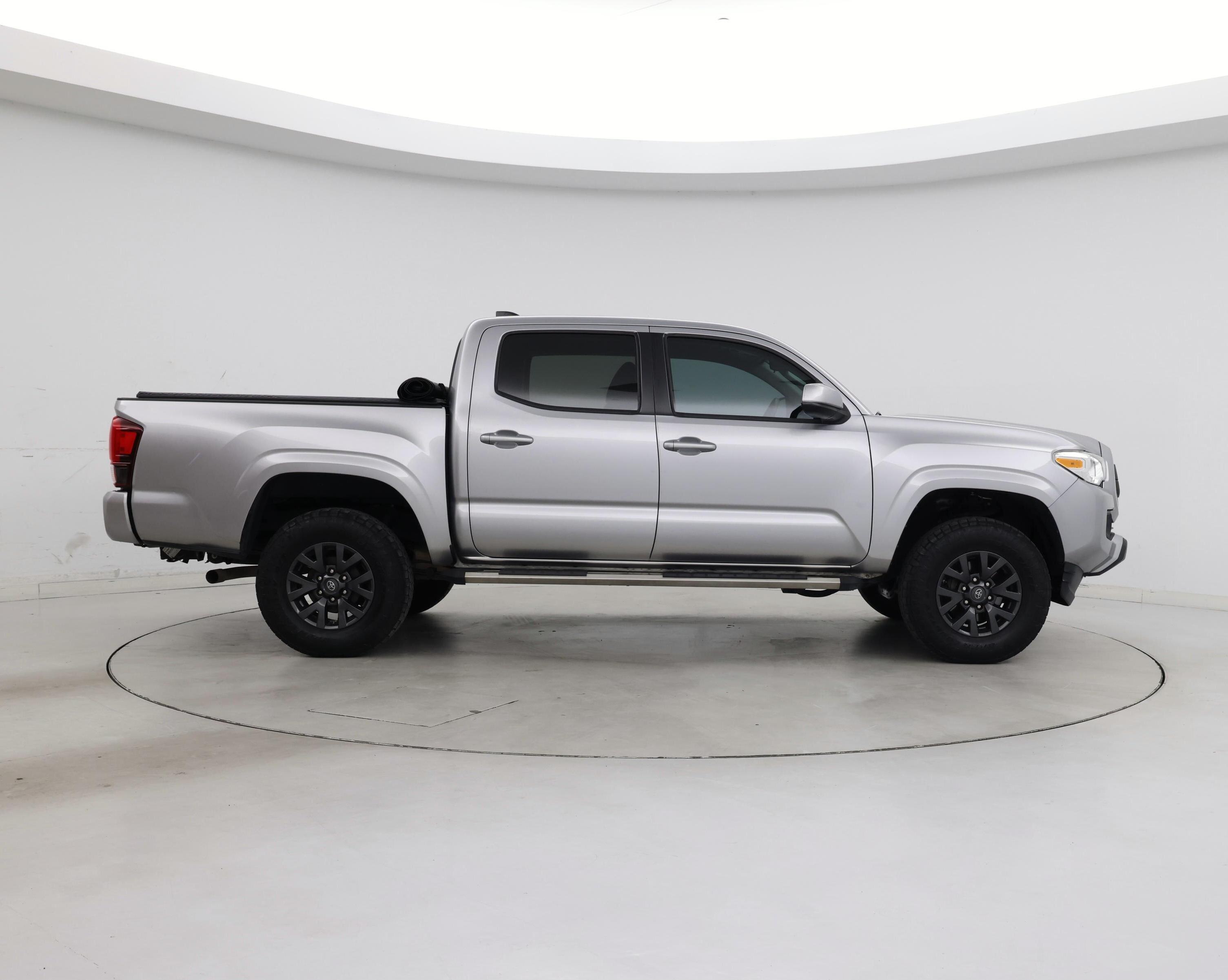 Thumbnail: 2020 Toyota Tacoma - 7