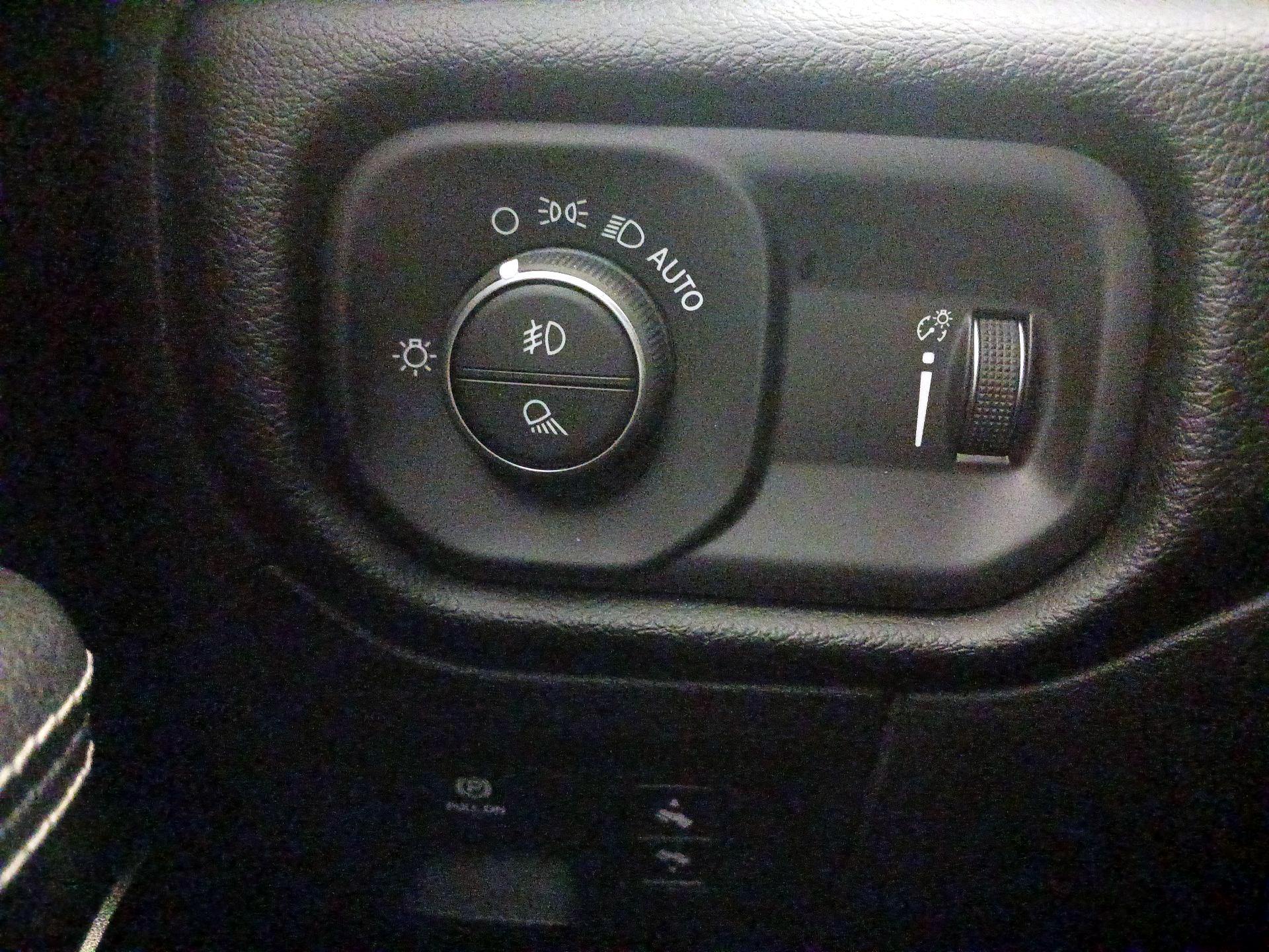 Thumbnail: 2021 RAM 1500 - 13