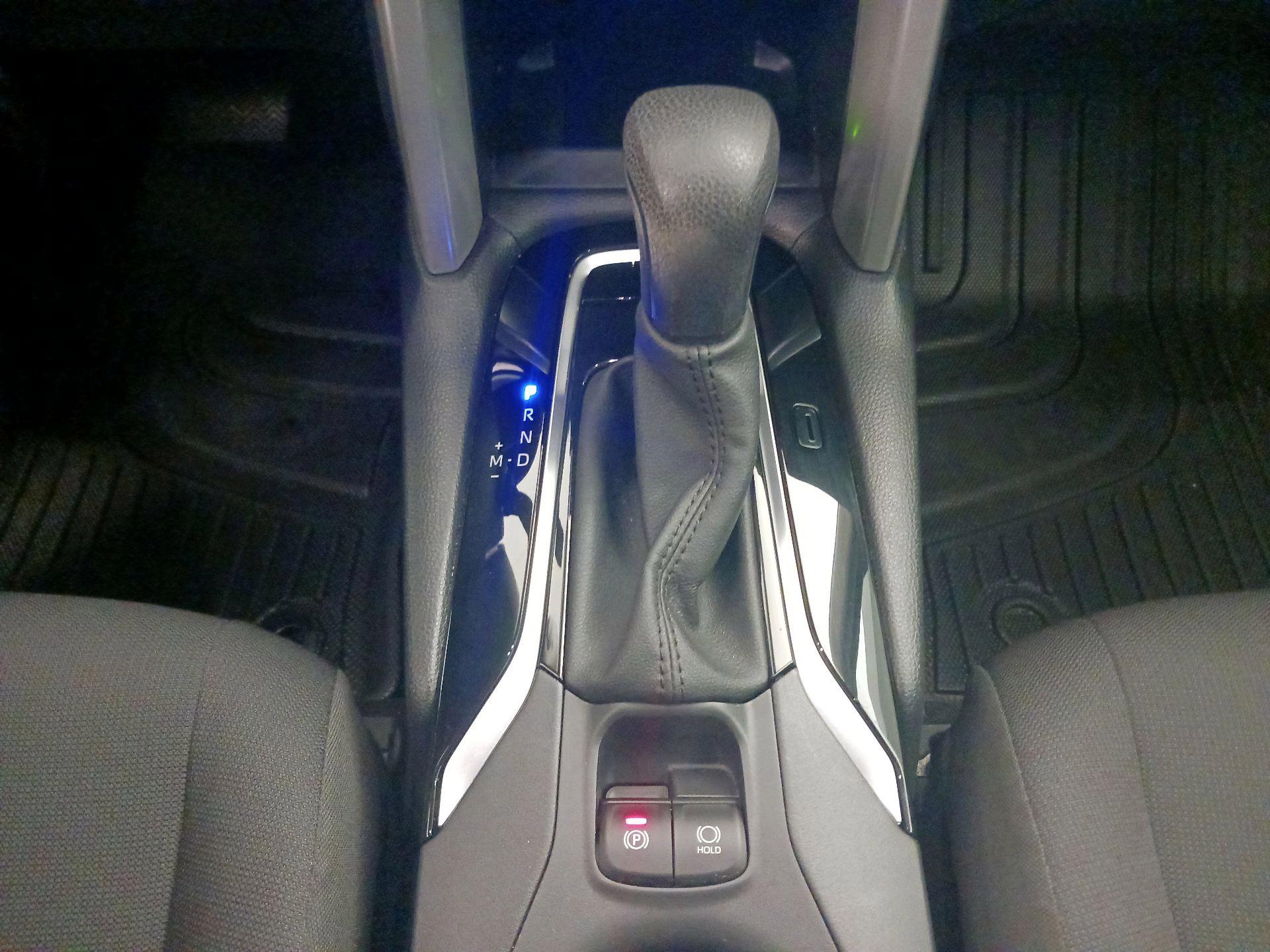 Thumbnail: 2024 Toyota Corolla Cross - 17