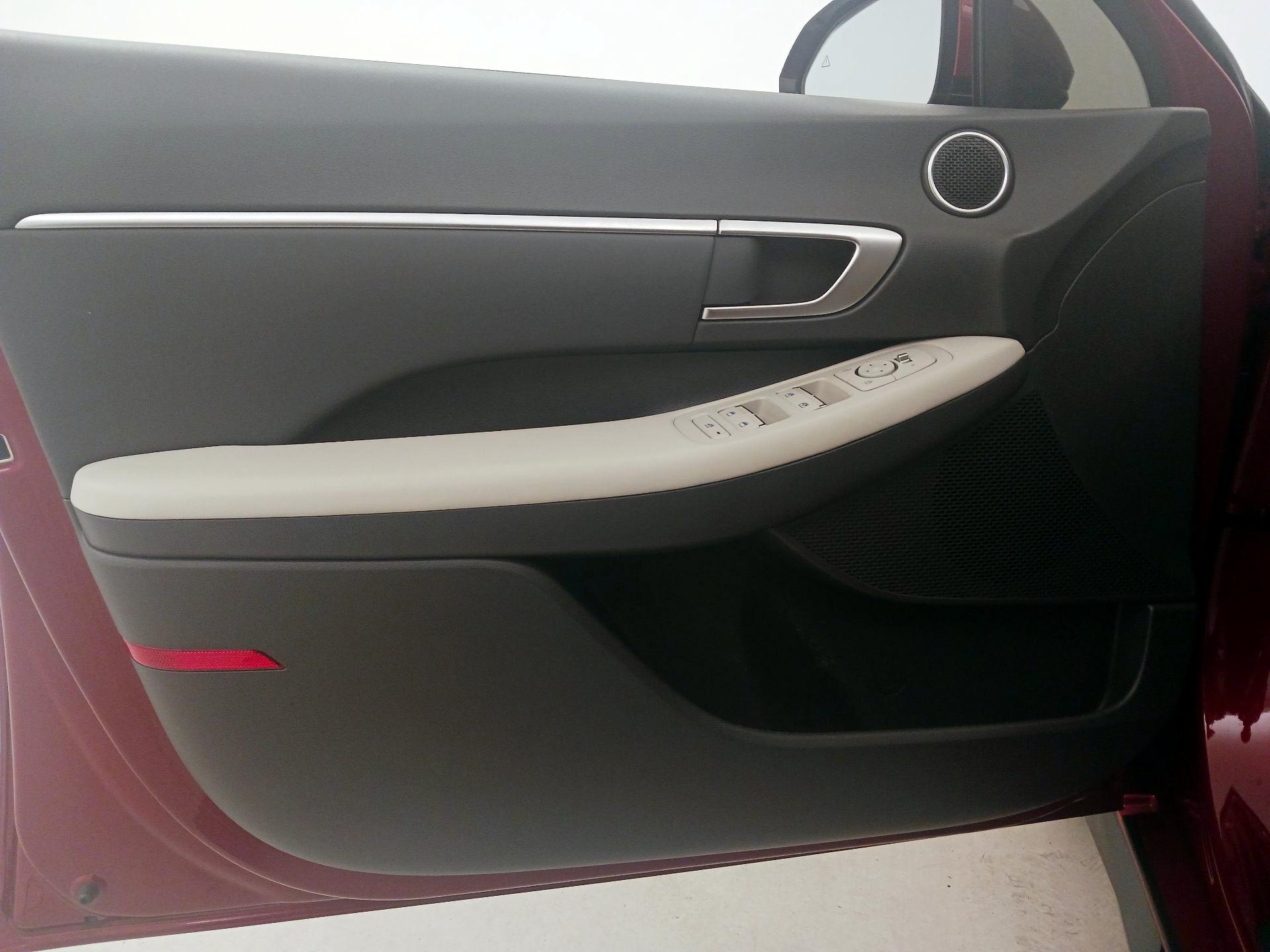 Thumbnail: 2024 Hyundai Sonata - 12