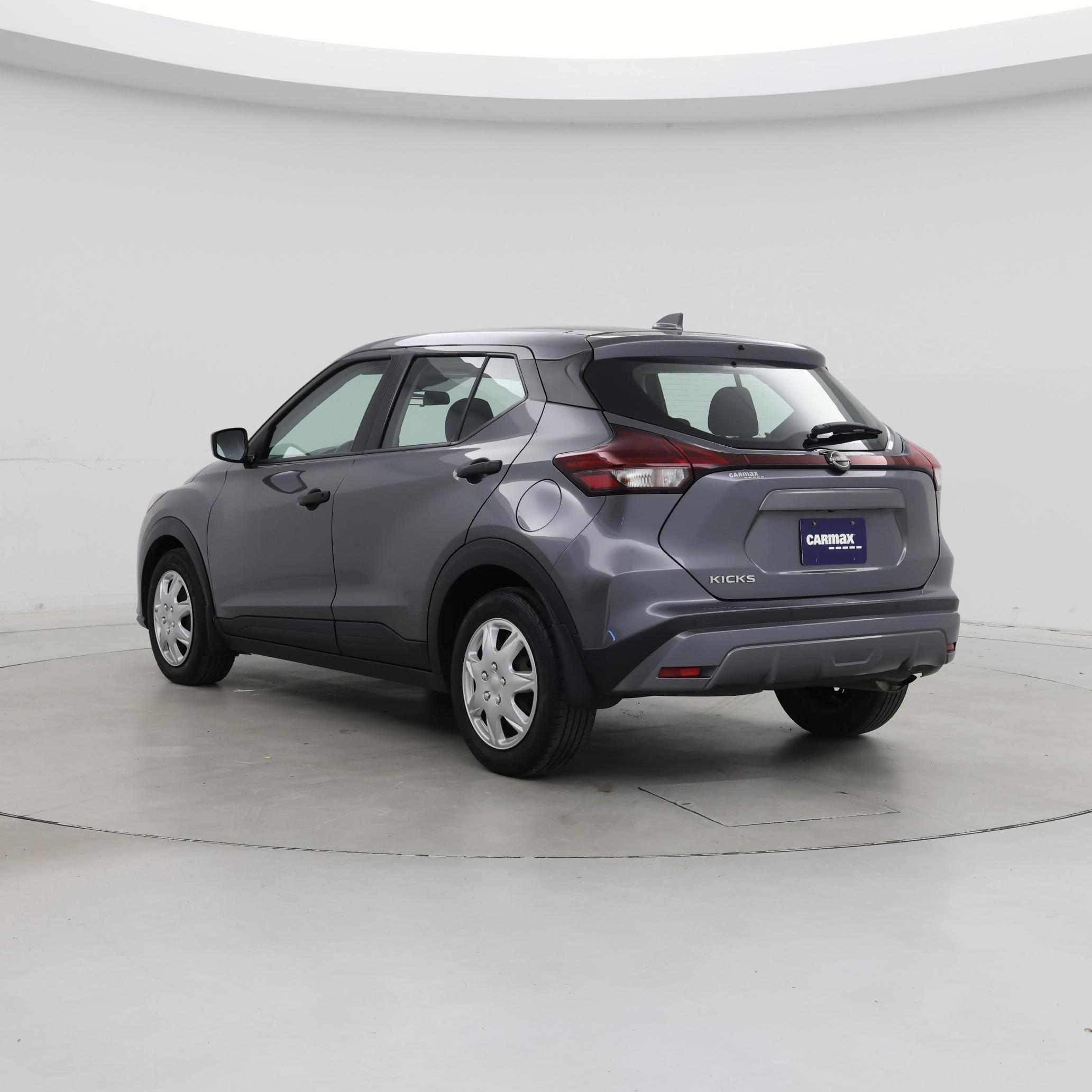 Thumbnail: 2023 Nissan Kicks - 2