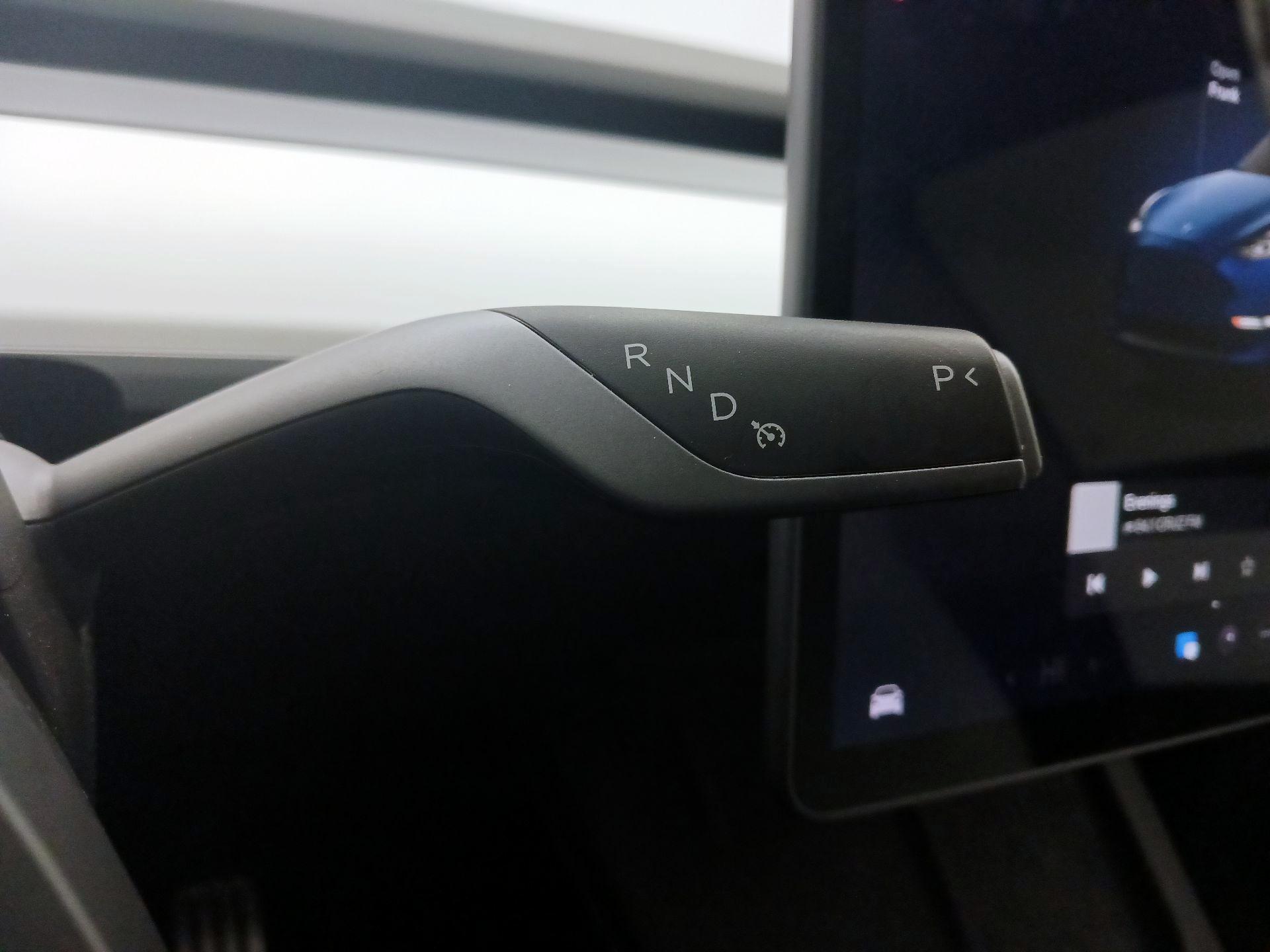 Thumbnail: 2022 Tesla Model Y - 17