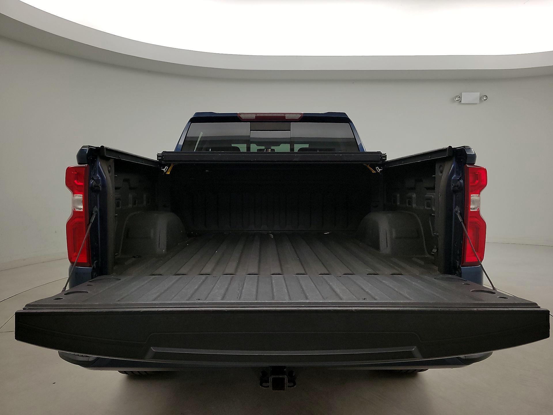 Thumbnail: 2019 Chevrolet Silverado 1500 - 20