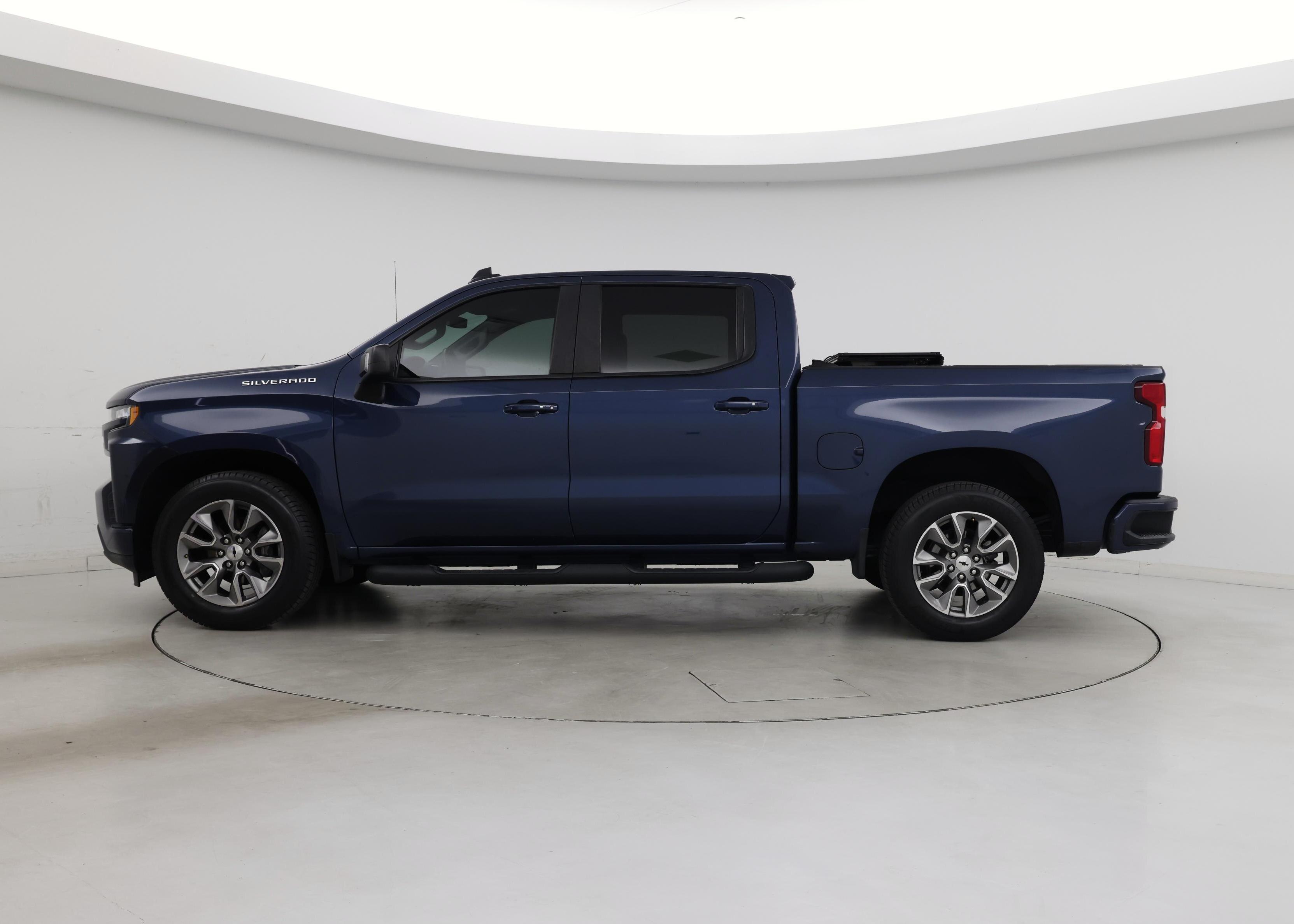 Thumbnail: 2019 Chevrolet Silverado 1500 - 3
