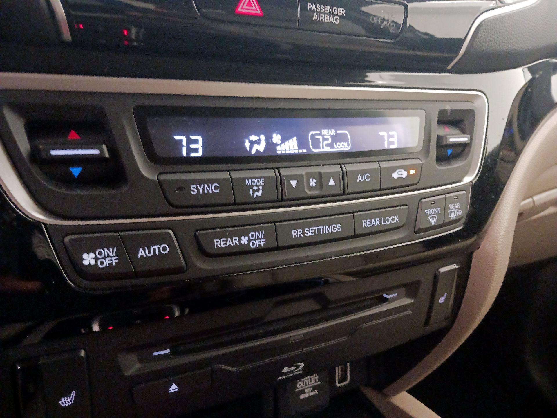 Thumbnail: 2022 Honda Pilot - 17