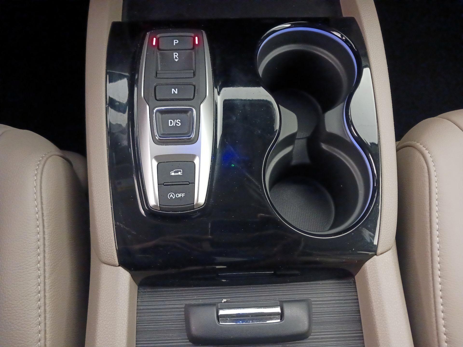 Thumbnail: 2022 Honda Pilot - 18