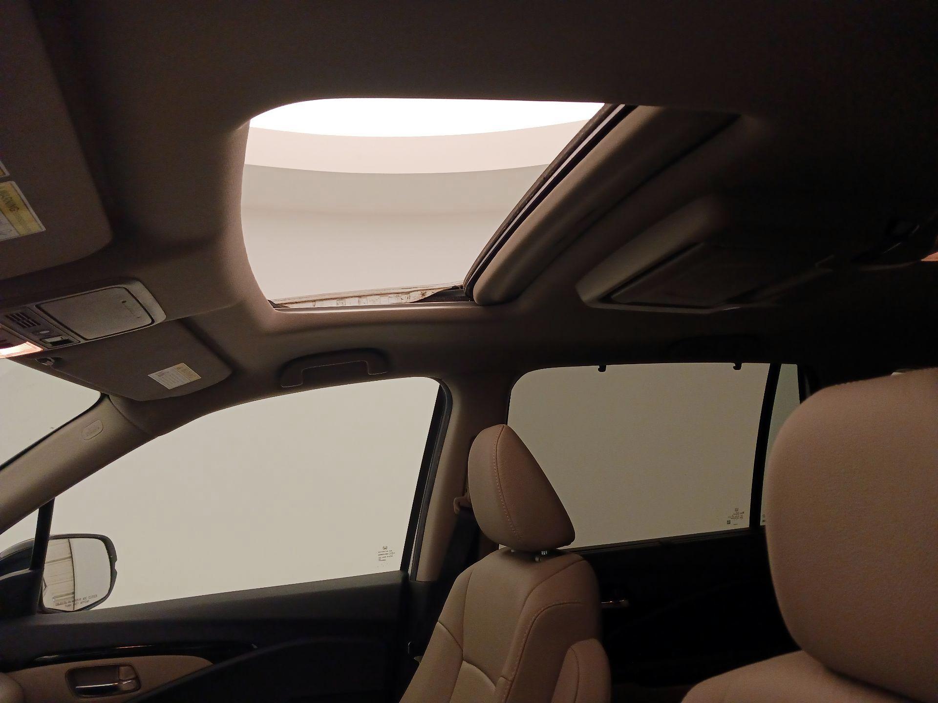 Thumbnail: 2022 Honda Pilot - 20