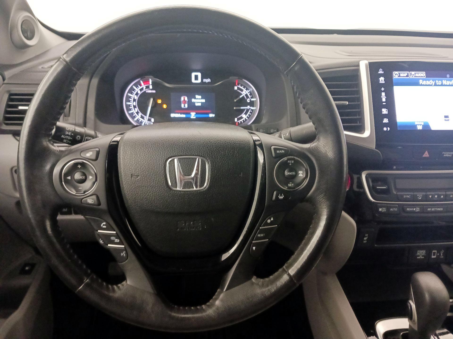 Thumbnail: 2019 Honda Ridgeline - 10