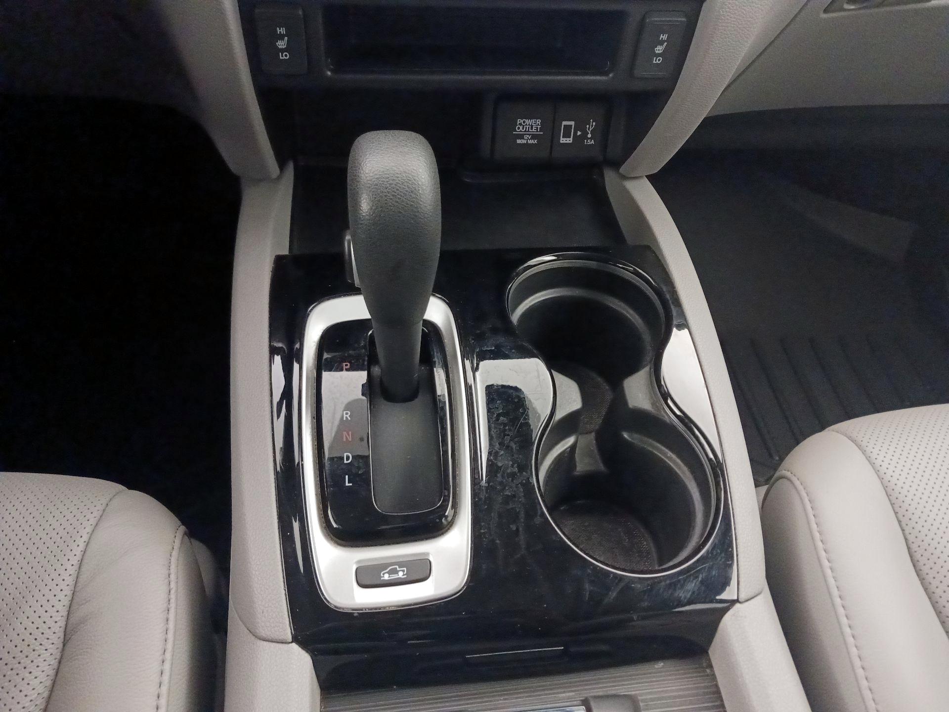 Thumbnail: 2019 Honda Ridgeline - 18