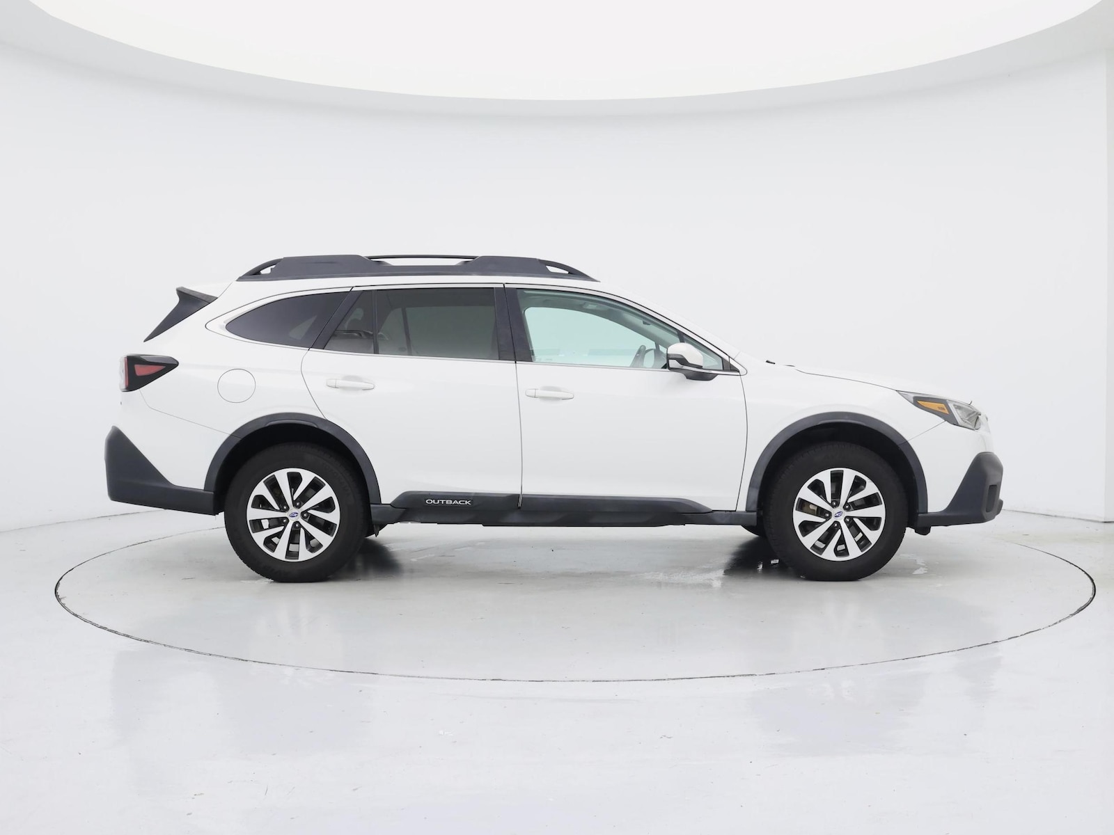 2020 Subaru Outback Premium - Photo 8
