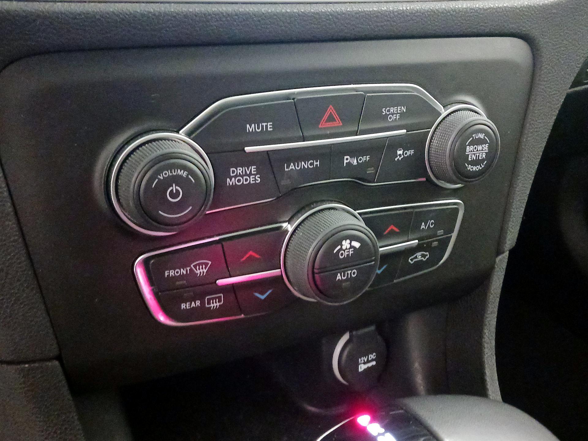 Thumbnail: 2022 Dodge Charger - 16