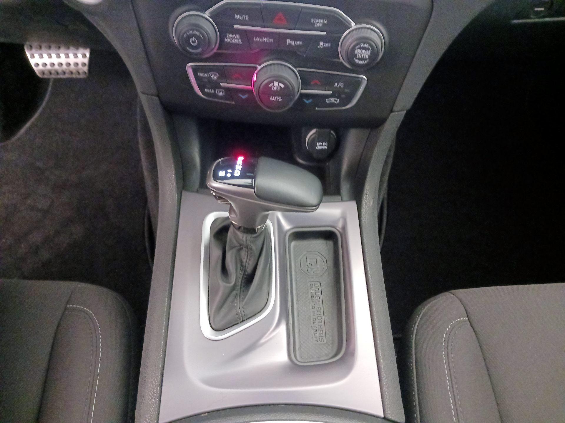 Thumbnail: 2022 Dodge Charger - 17