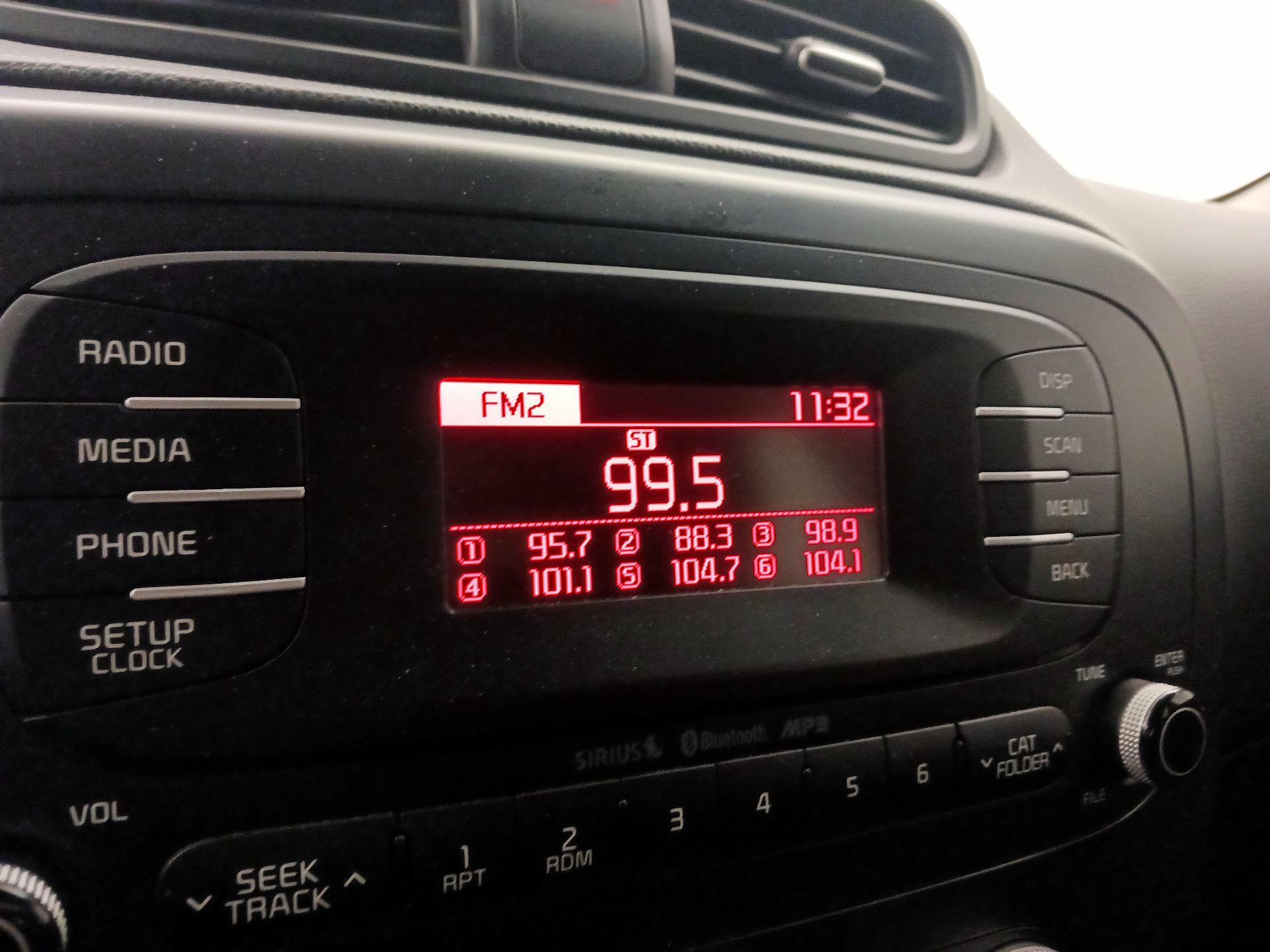 Thumbnail: 2016 Kia Soul - 14