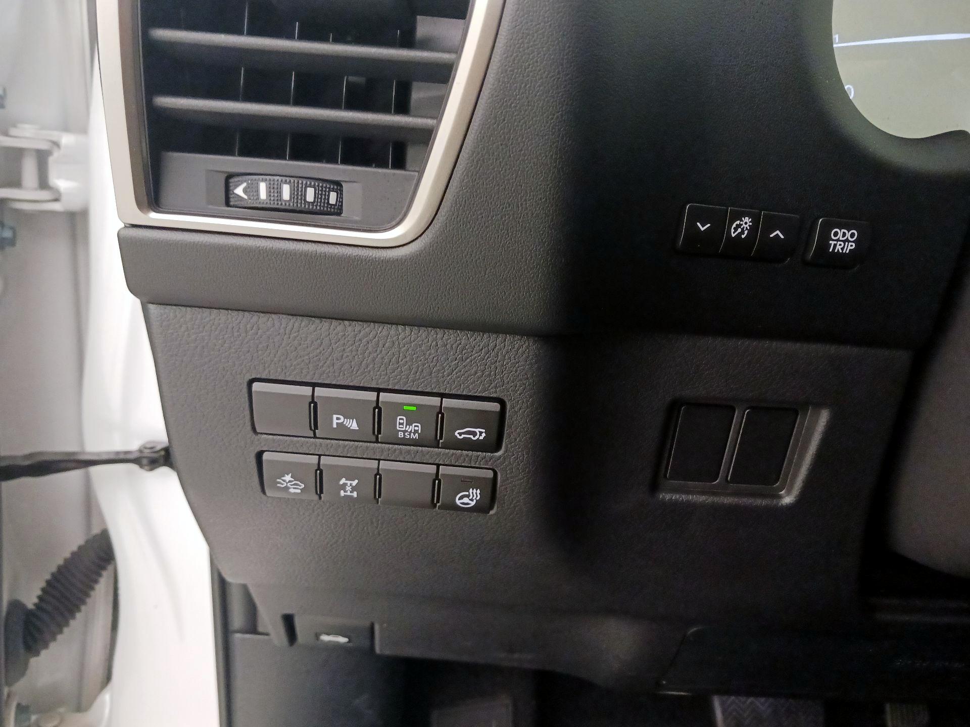 Thumbnail: 2016 Lexus NX - 13