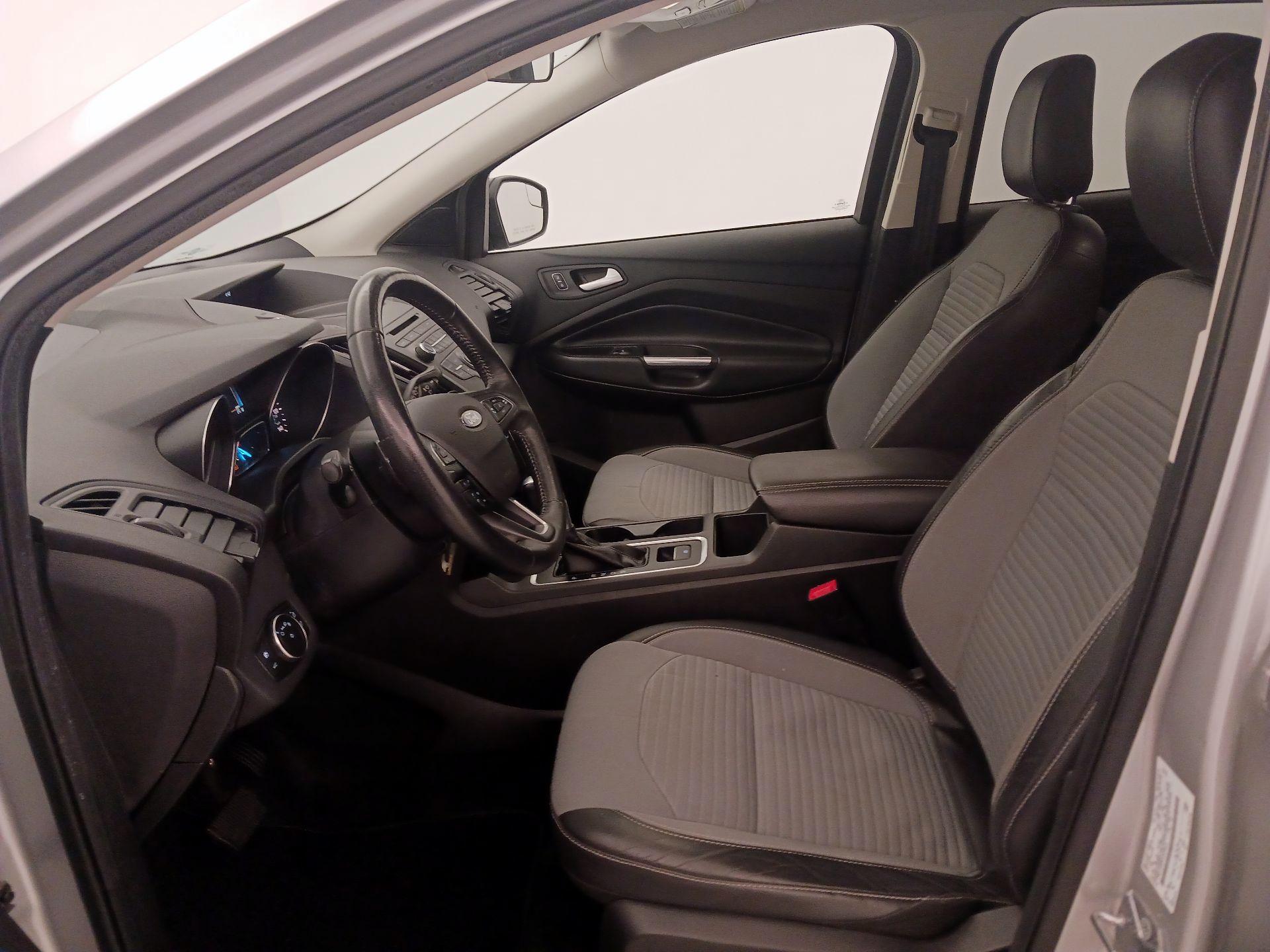 Thumbnail: 2018 Ford Escape - 11