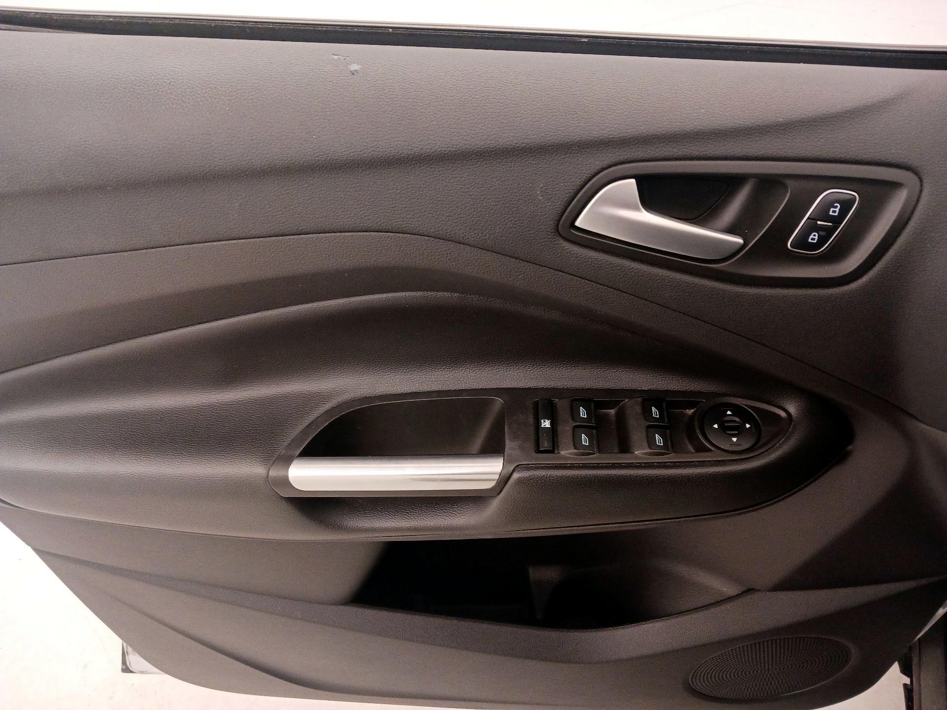 Thumbnail: 2018 Ford Escape - 12