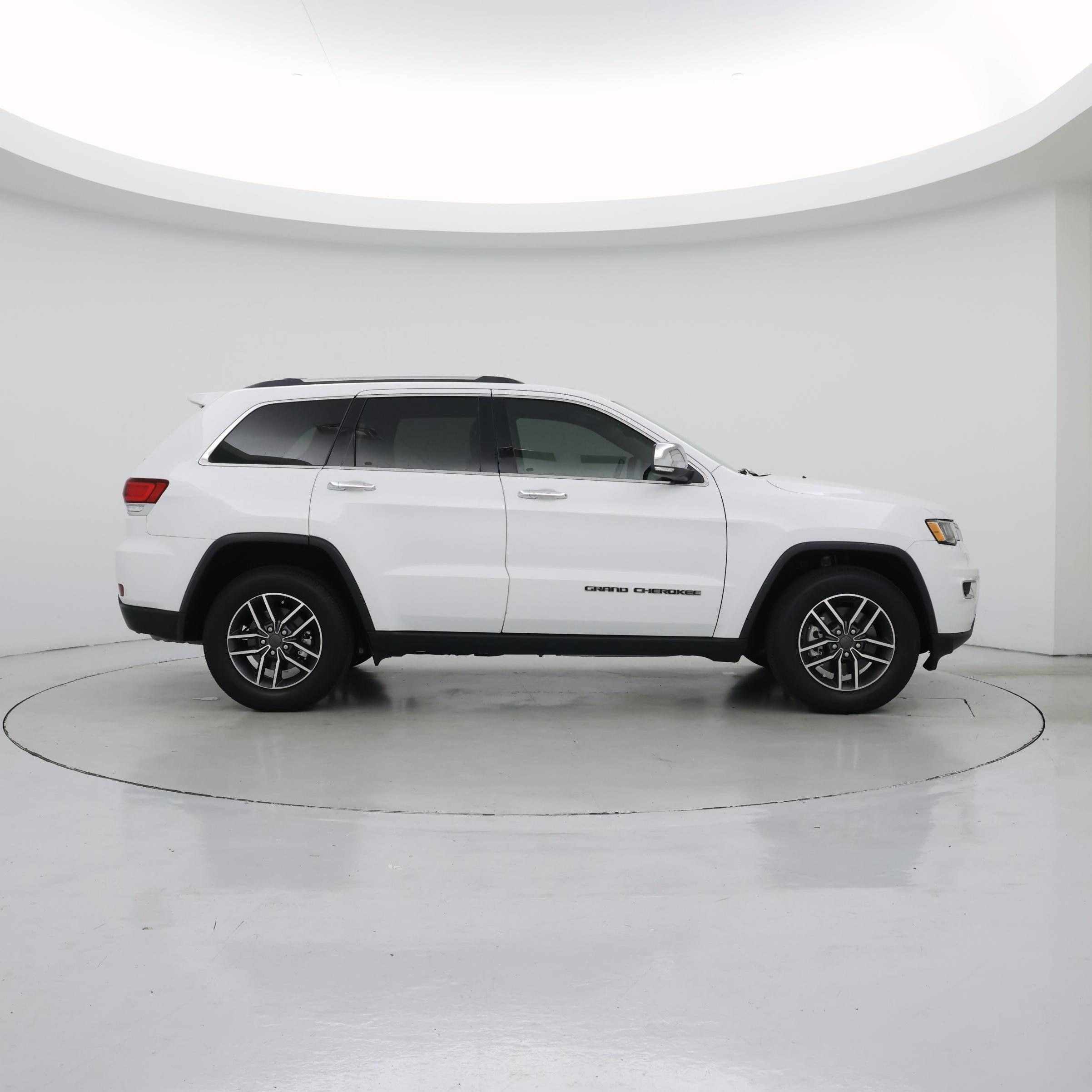 Thumbnail: 2021 Jeep Grand Cherokee - 7