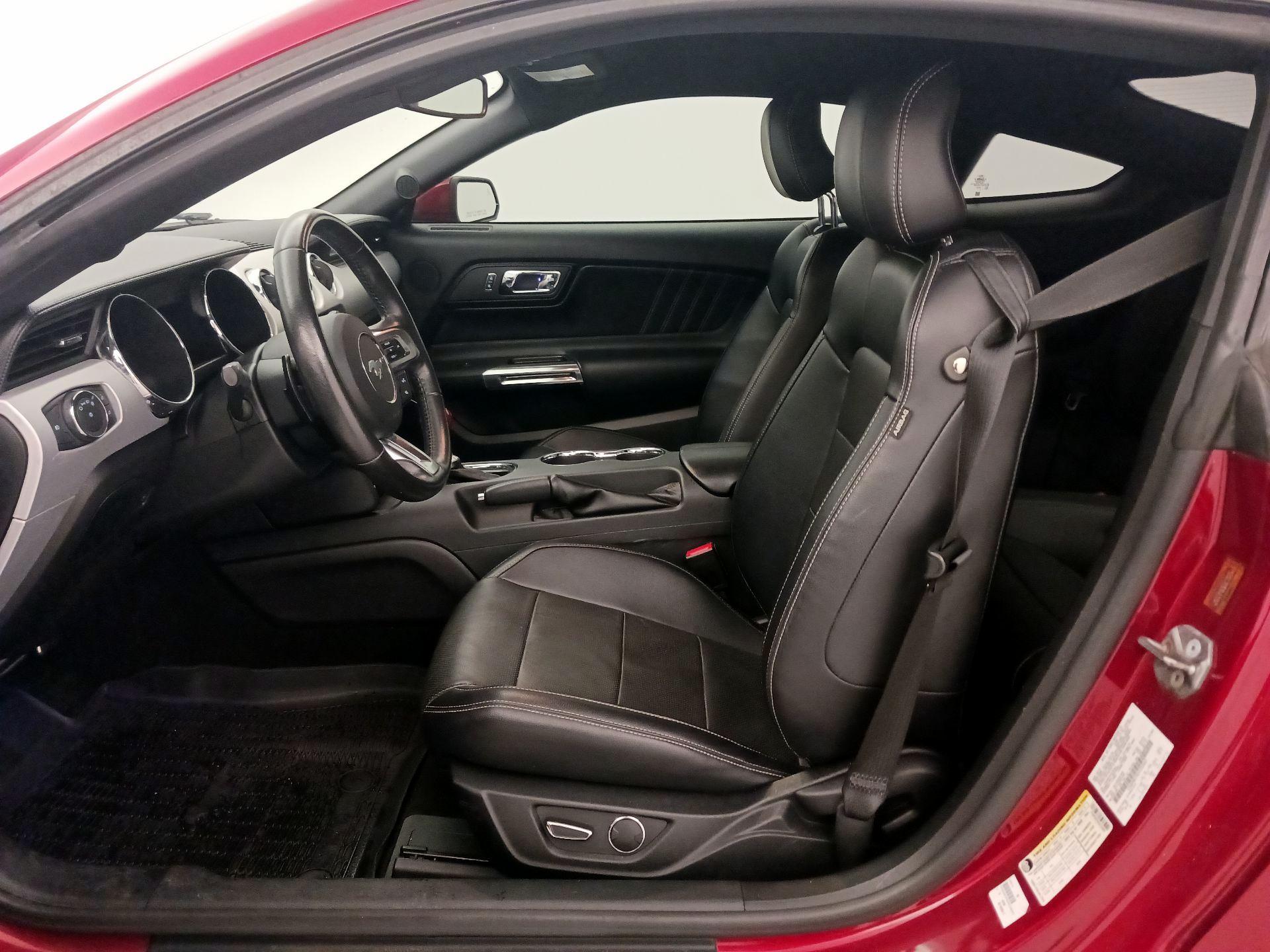 Thumbnail: 2016 Ford Mustang - 11