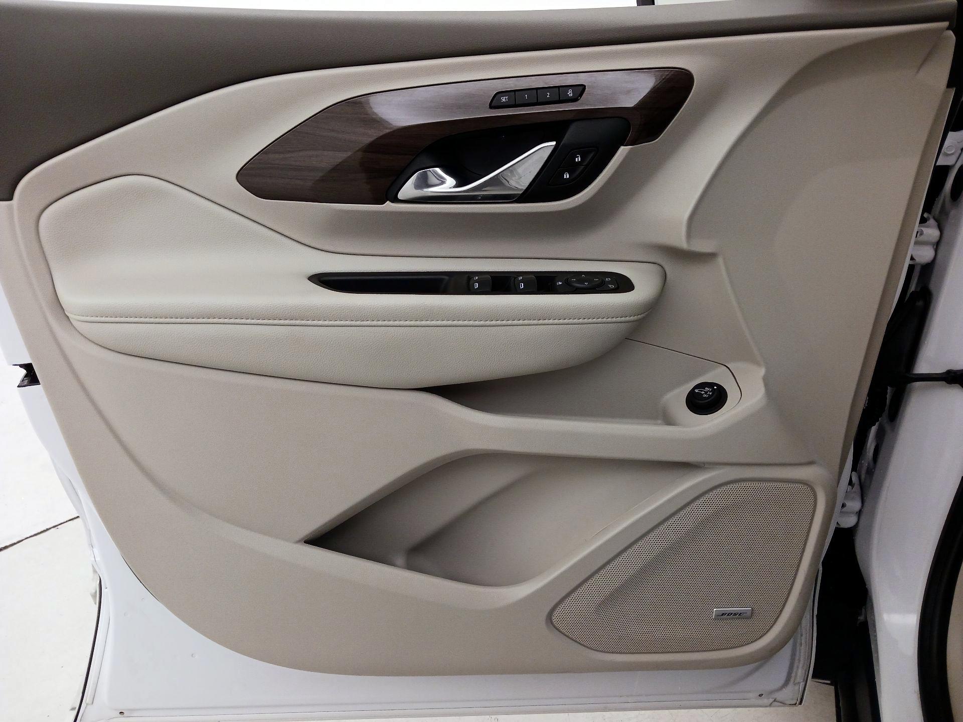 Thumbnail: 2020 GMC Terrain - 12