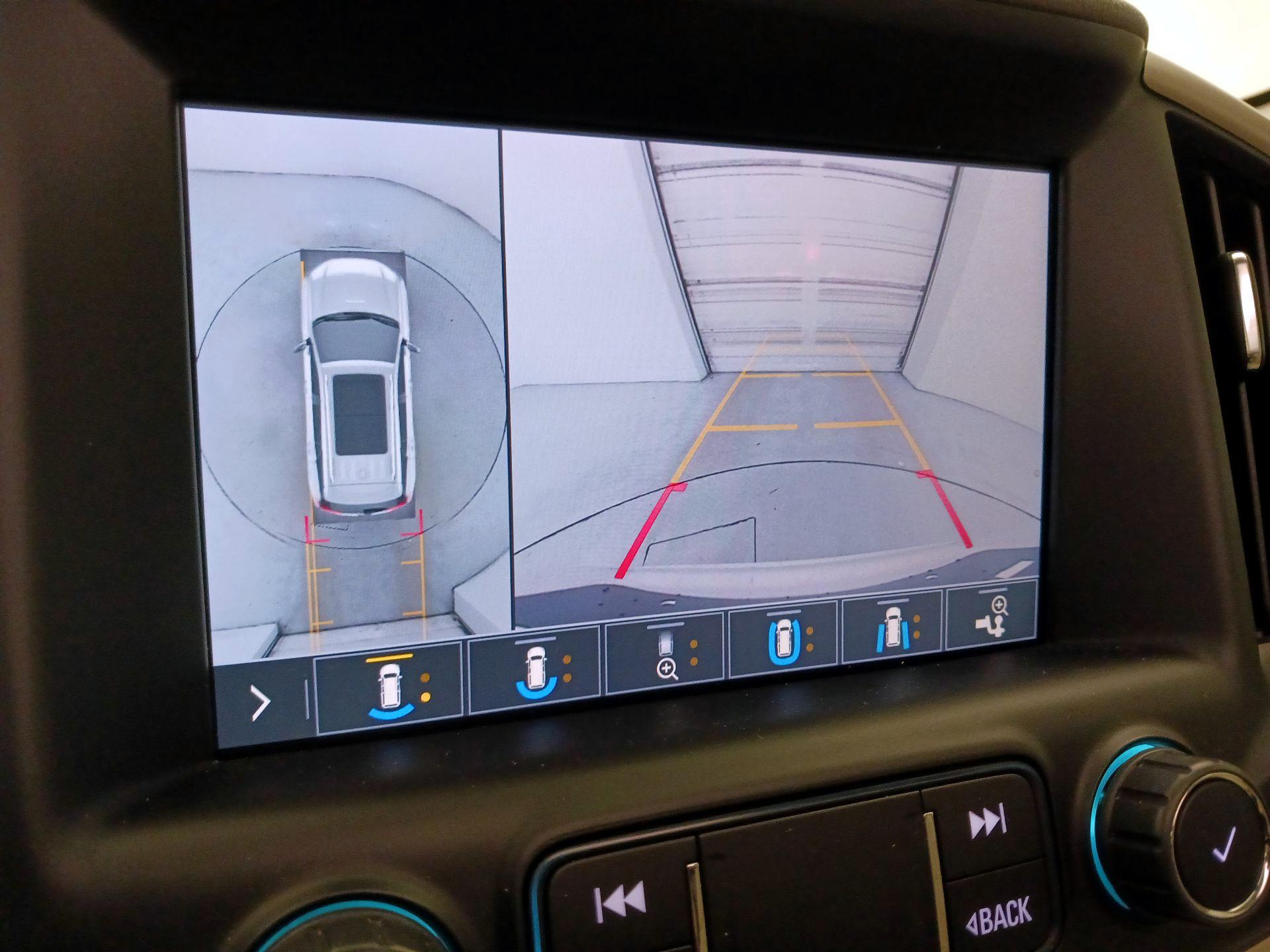 Thumbnail: 2020 GMC Terrain - 15